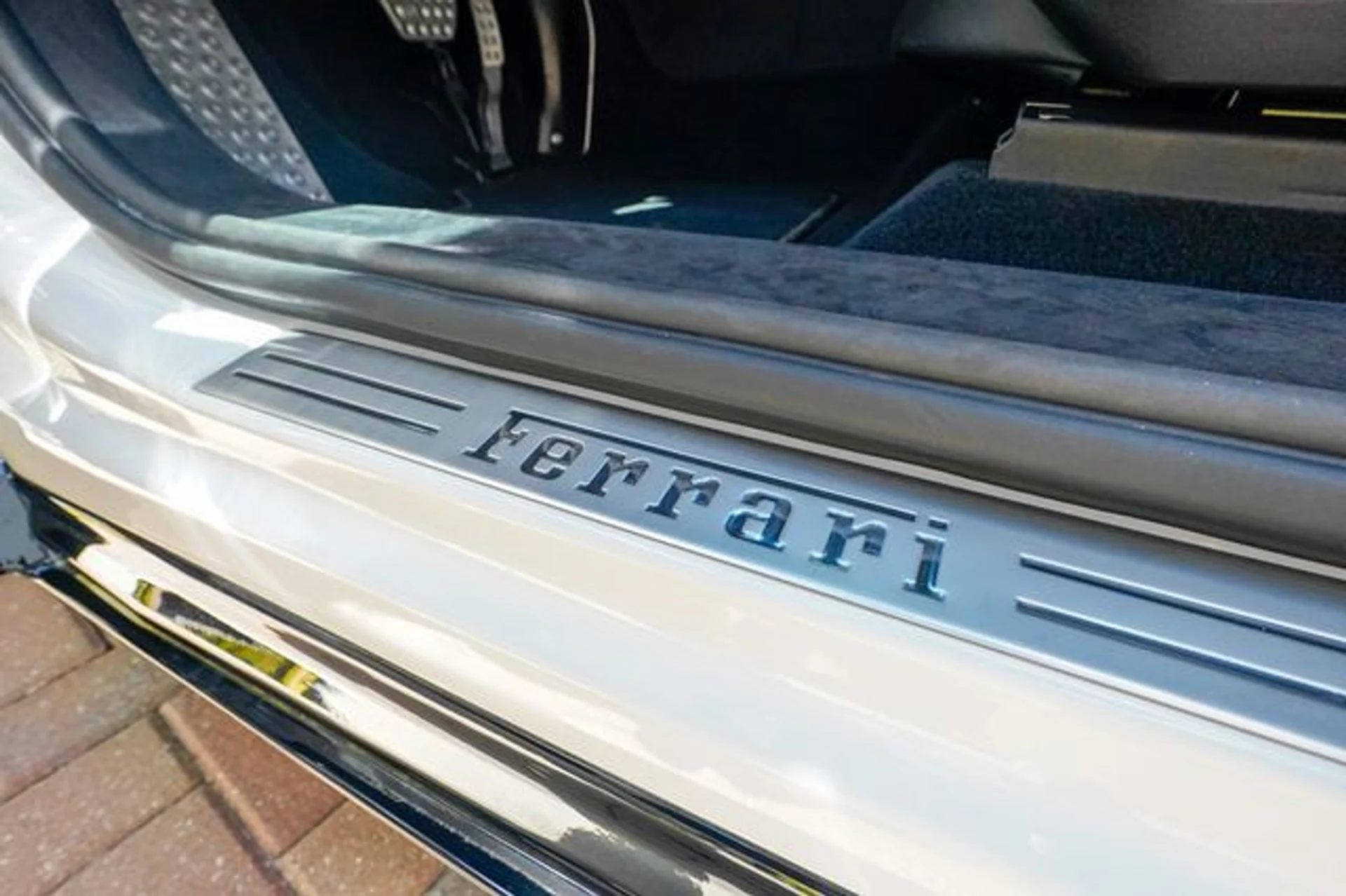 mph052_916035420_23015679_53_9a332193be