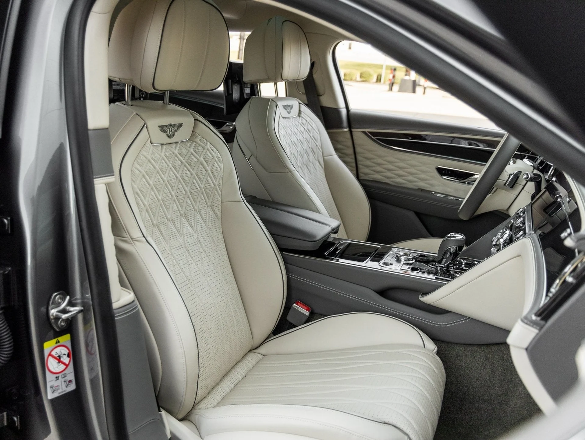 mph052_921177374_53_2ca4cf2c68