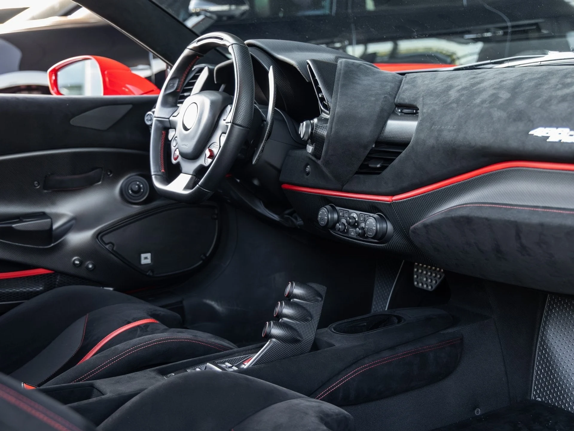 mph052_922716526_53_ba616f98c8