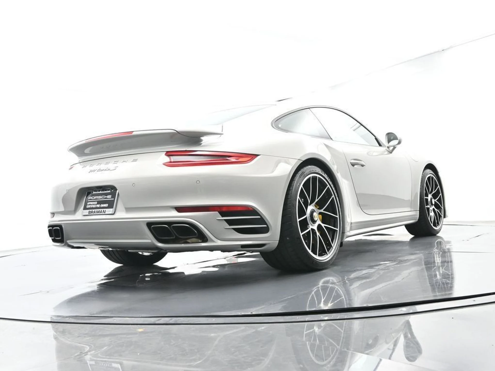 mph052_923448104_1cf93fbd76b40f2d8224d30ee141a4a8_79ee7ca191