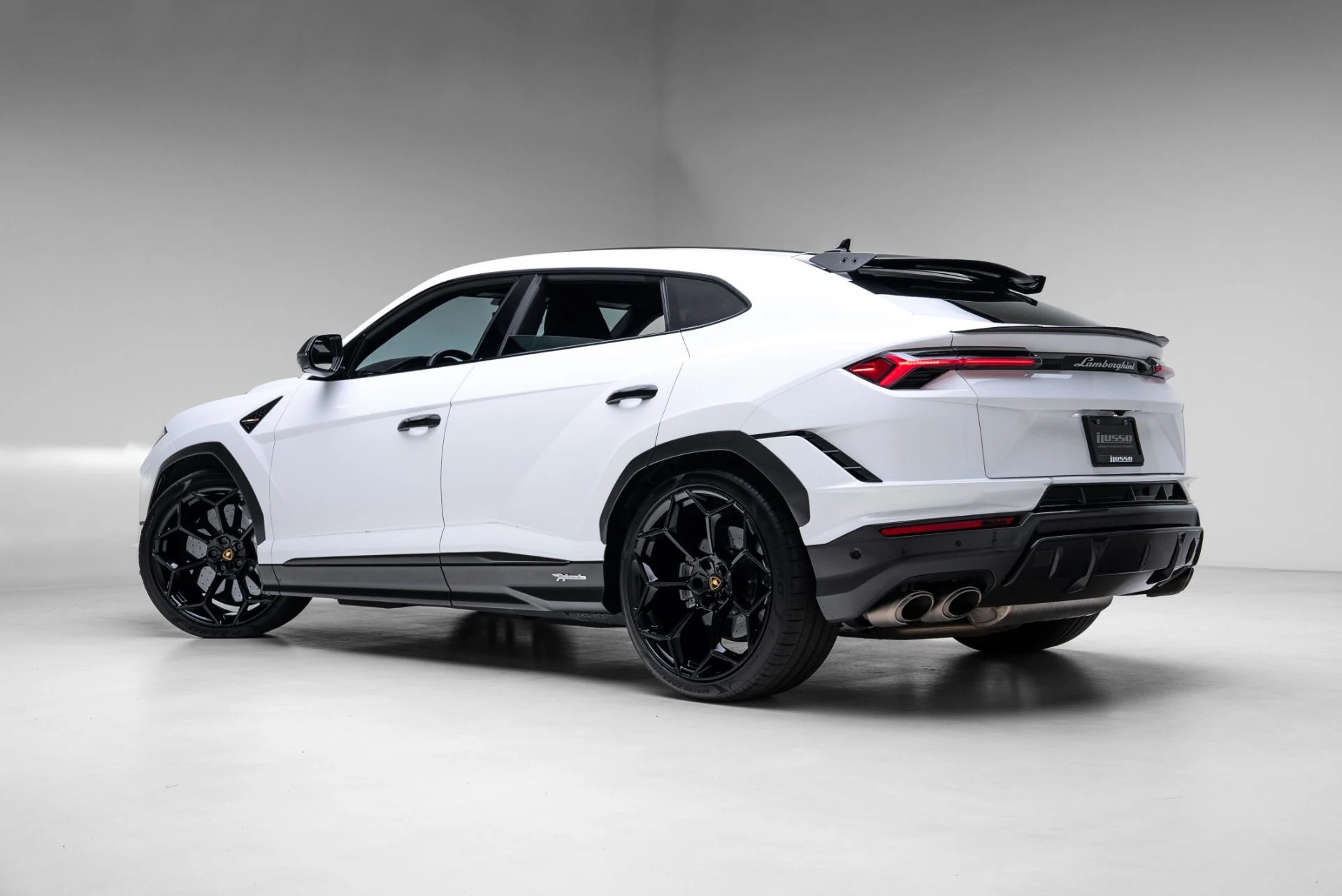 mph052_927402658_Used_2024_Lamborghini_Urus_Performante_1775146757_a5661b8cef