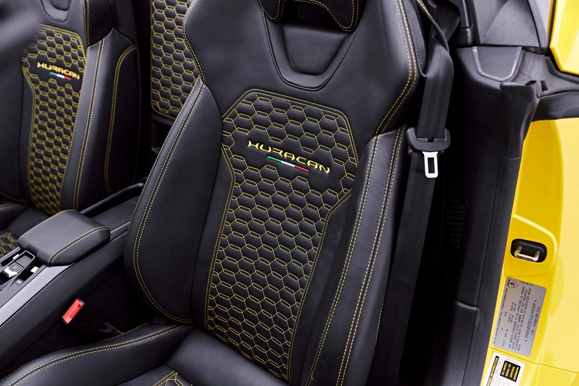mph052_937638870_Used_2018_Lamborghini_Huracan_LP_580_2_S_1784246867_6462273f98