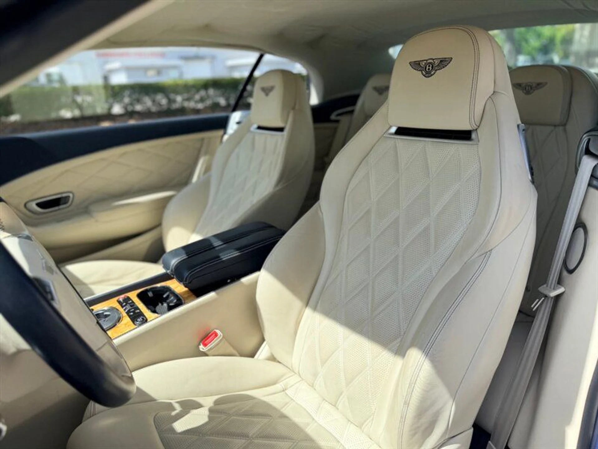 mph052_954828907_cb46b178b6_800_2badb74a66