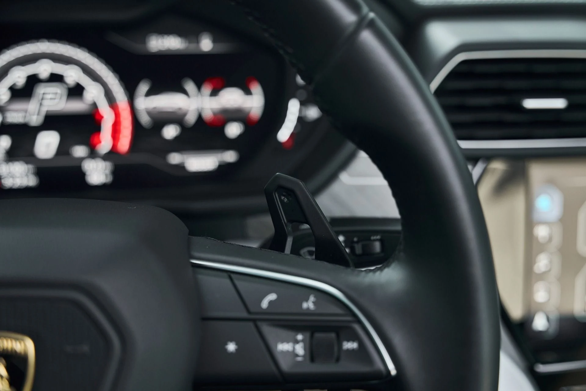 mph052_970499045_Used_2021_Lamborghini_Urus_1771117266_a102170754