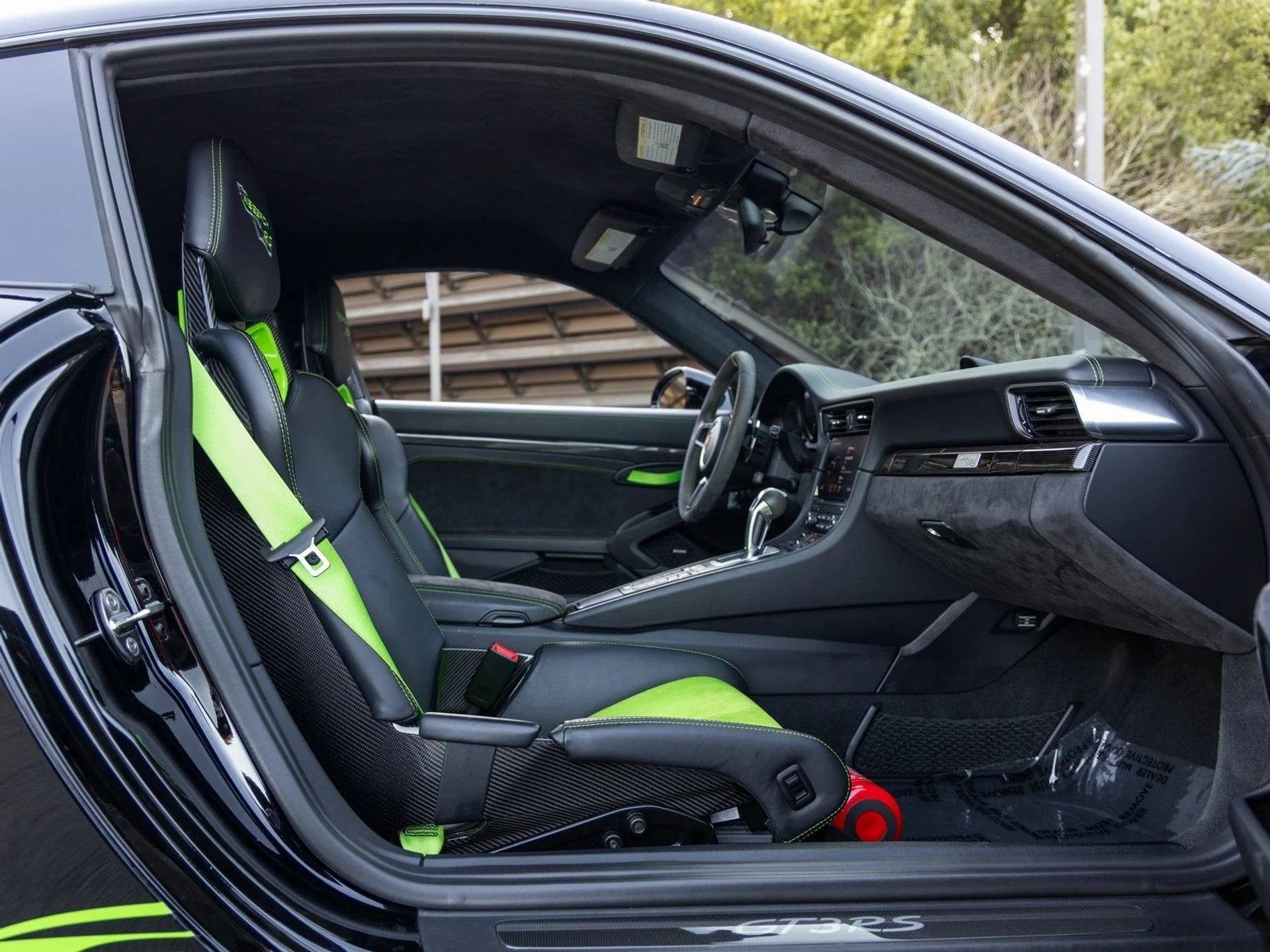 mph052_97096678_53_34f8e8d4af