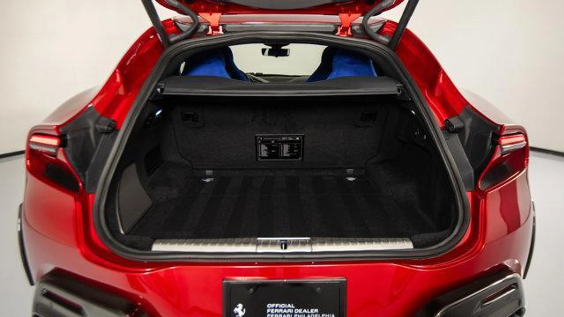 mph052_989054635_P_Yp_A_Kj0ahq3_SA_Jt_Ra3777e_Ge_L4_6237f56c2a