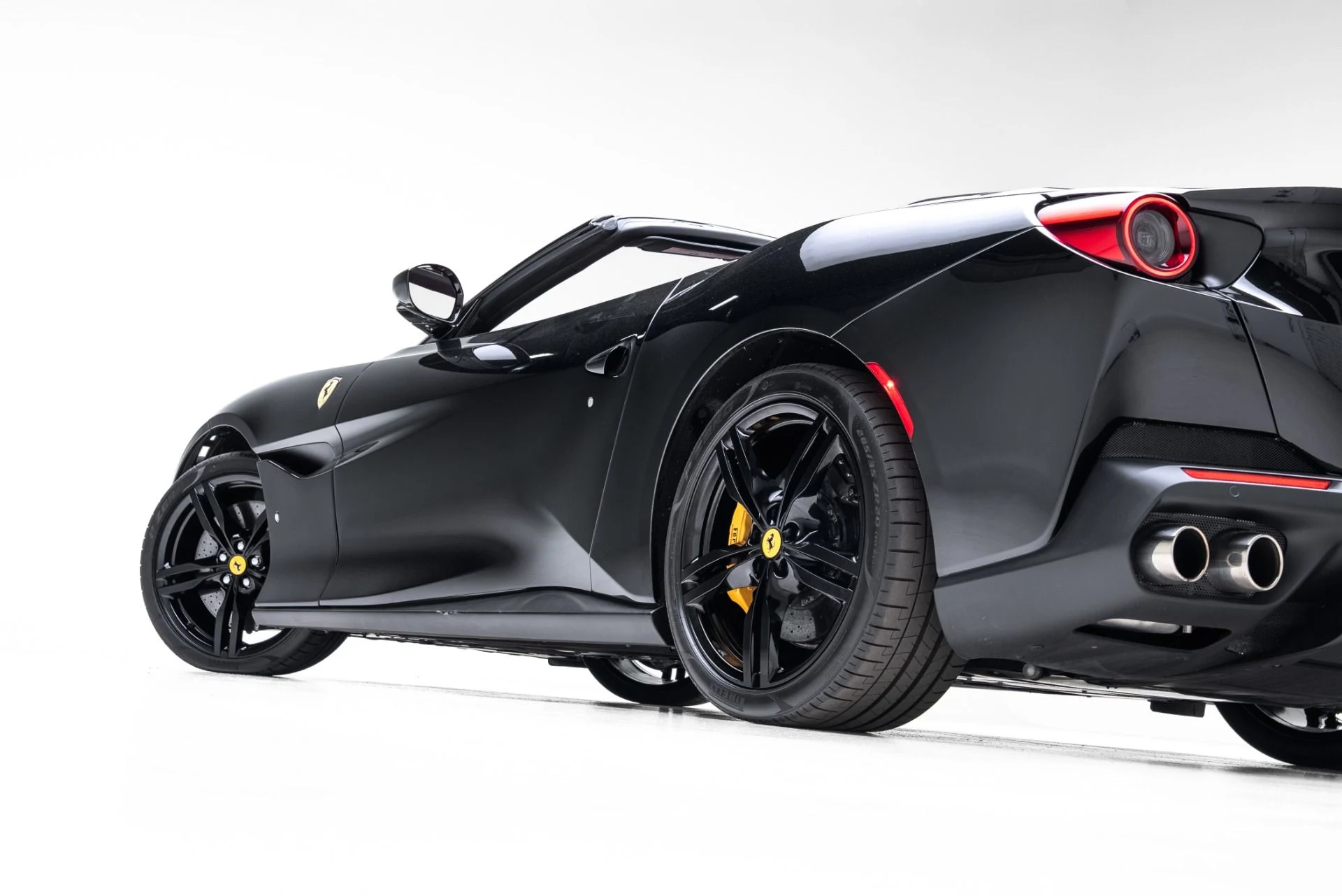 mph053_1005800397_Used_2019_Ferrari_Portofino_1773084184_432192a167