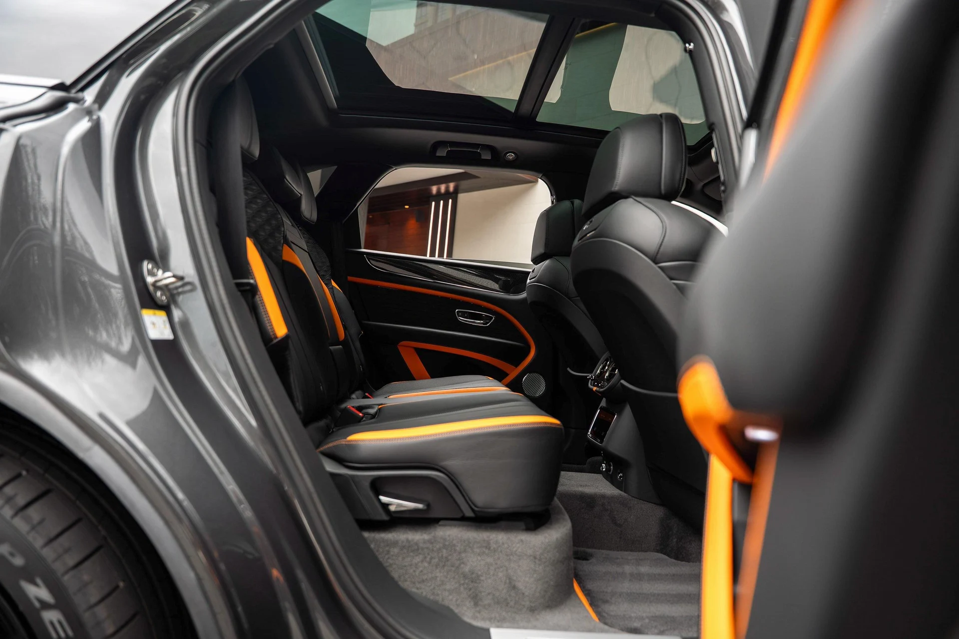 mph053_1014293973_481316810_6967325a06313b069d563be0_97ca47c926