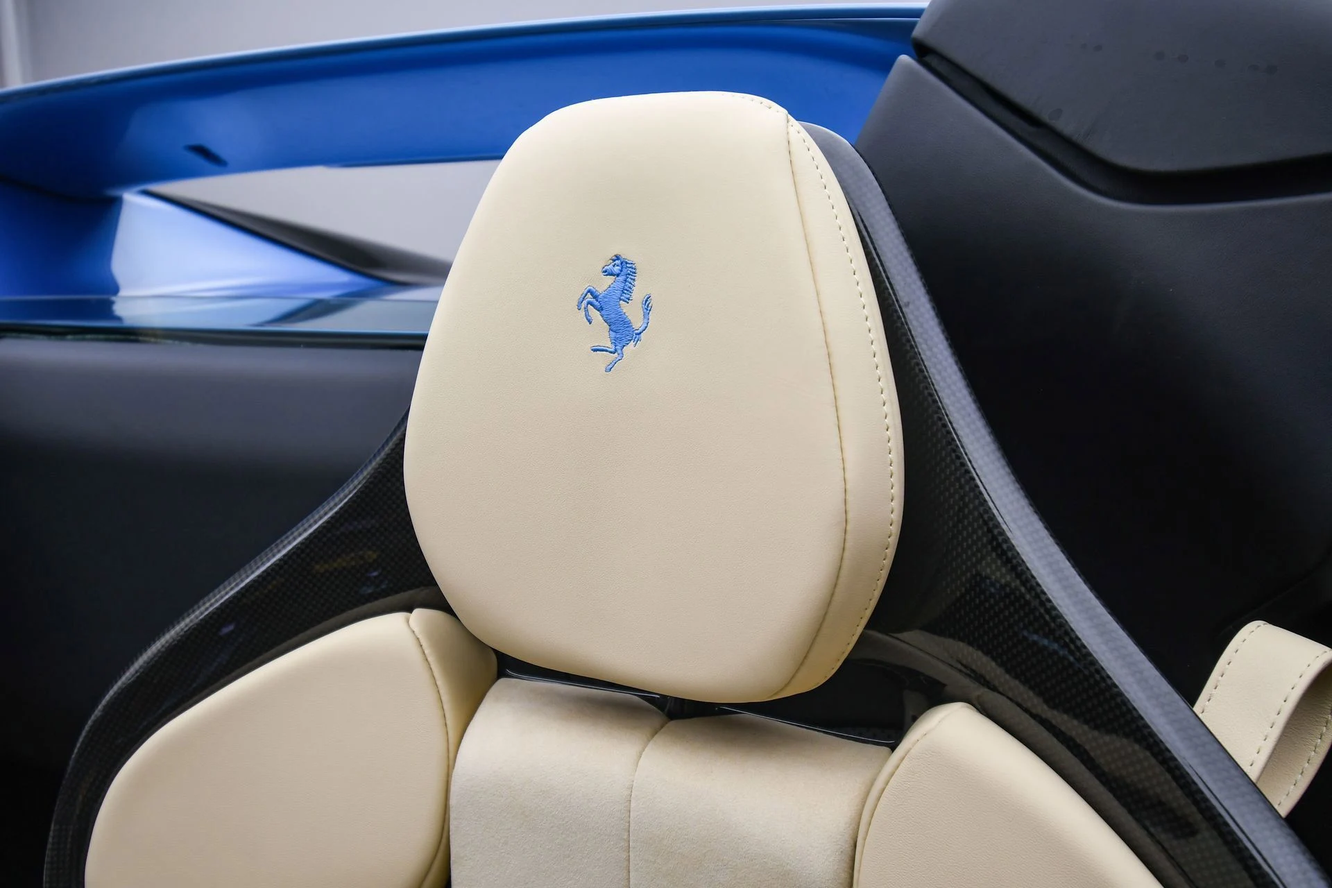 mph053_1028927941_0a22f7d584fc4d69bd6f3c989a45ccaa_379a257efb