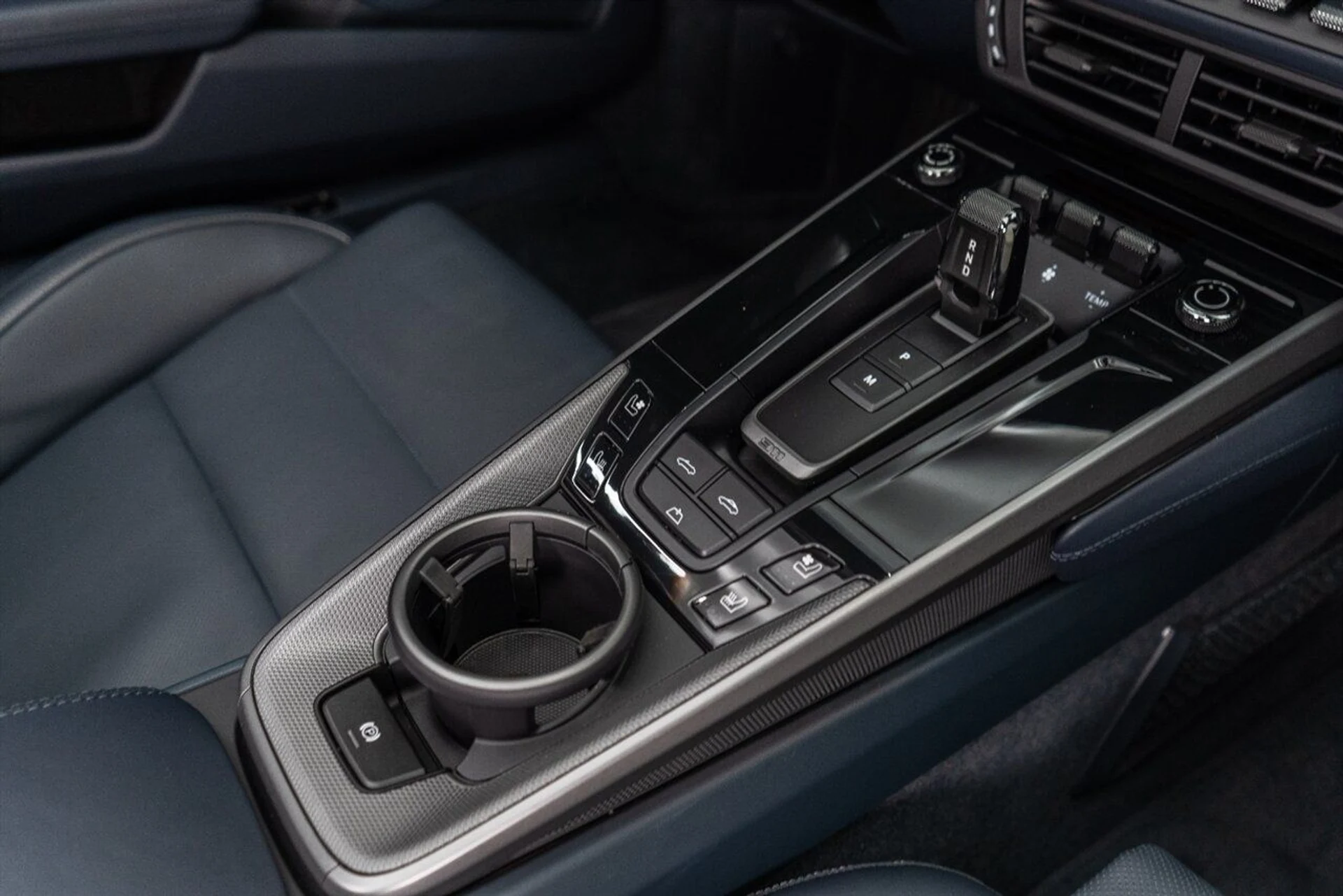 mph053_1034253206_9157a51e6e_1280_6e3e5b9dac