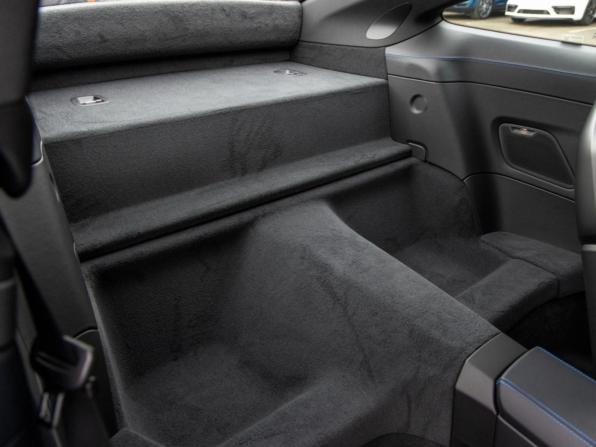 mph053_1065128252_54_9a813c69f0