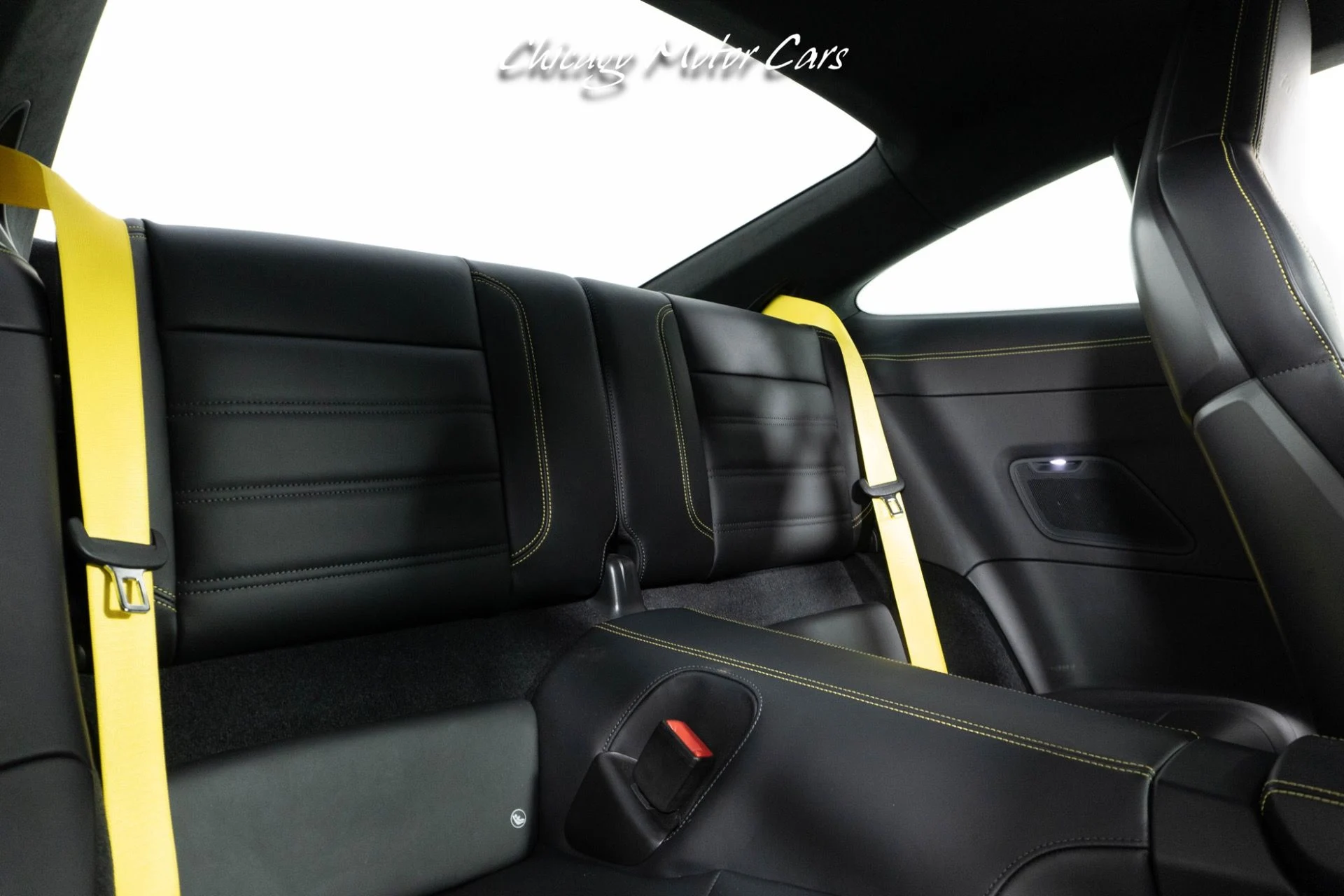 mph053_107930431_13207_p54_l_0f40b1d621