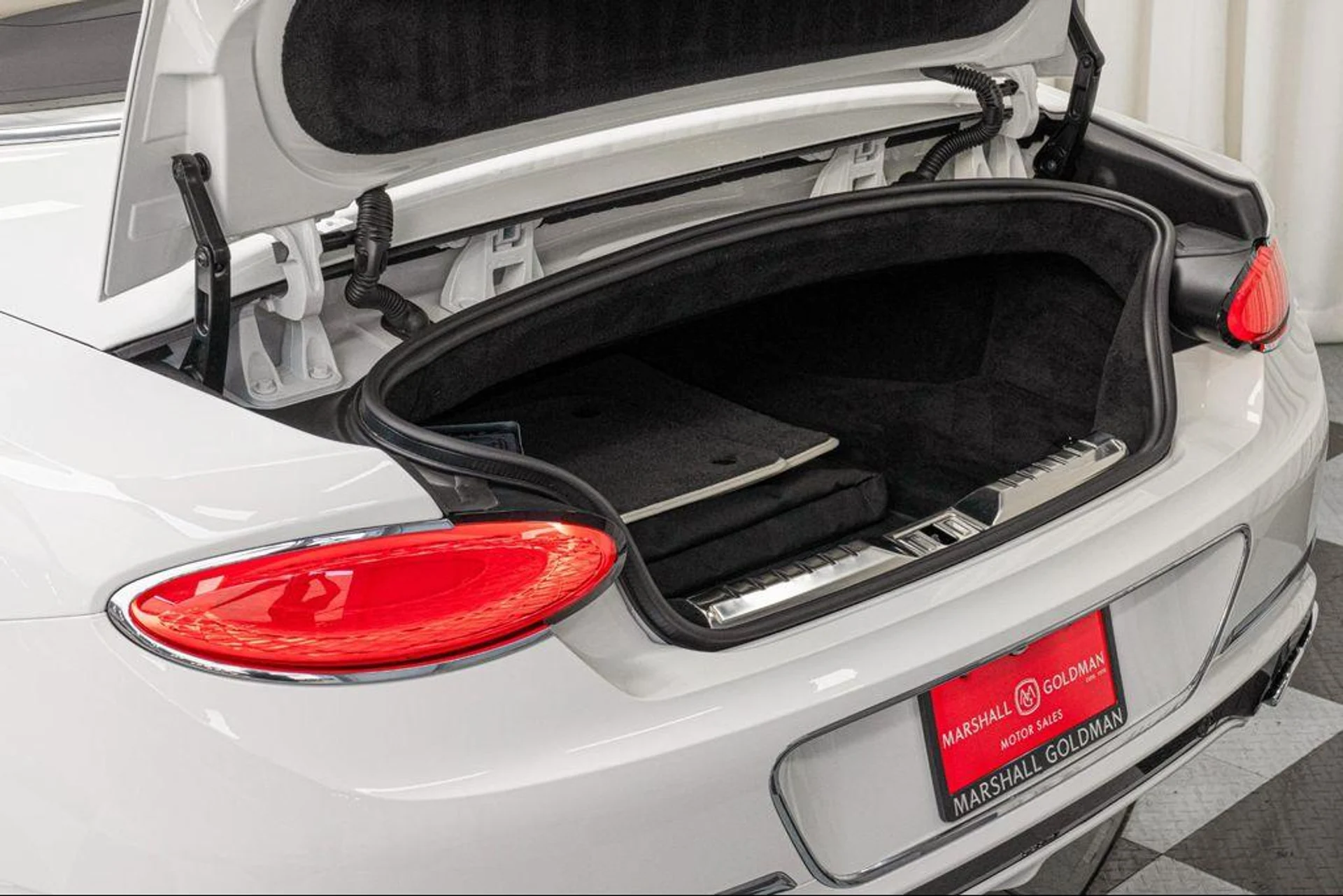 mph053_1091397276_NWKAF_Wih_Tv5_Xq_TU_Bh_Vior_Mcp_Vsk_ea0221b812