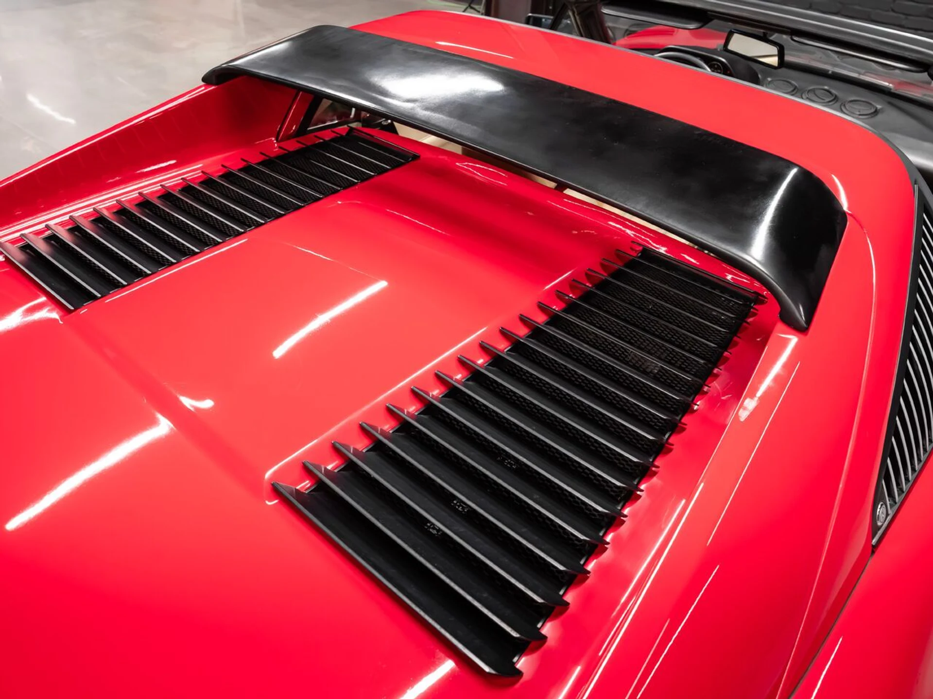mph053_1097556886_ferrari_308_gtsi_1982_32db5bd688