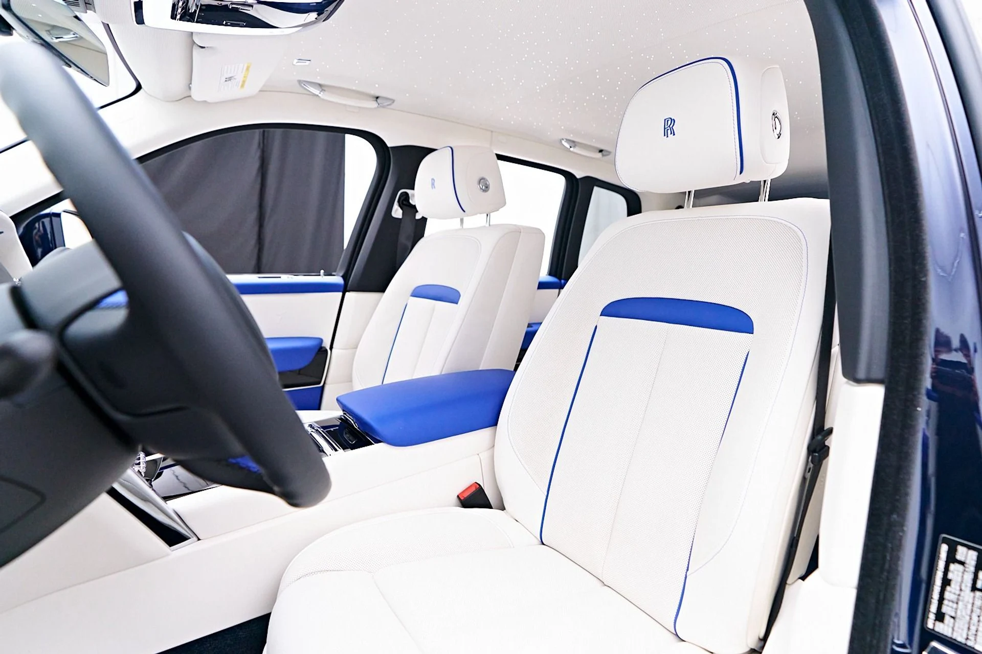 mph053_1103540116_Used_2023_Rolls_Royce_Cullinan_Base_1745954360_569f8b7810