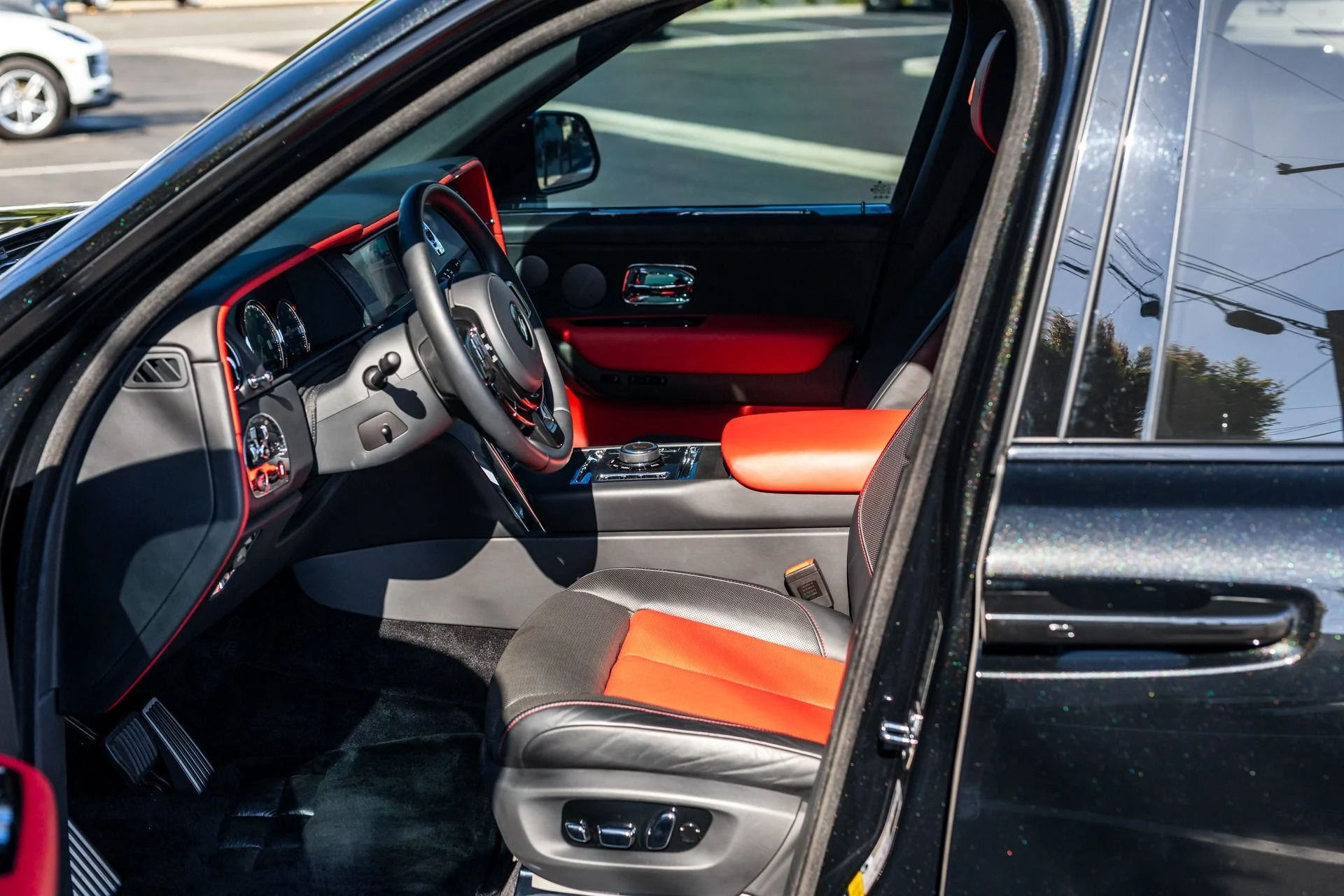 mph053_1152634559_Used_2021_Rolls_Royce_Cullinan_1698712243_261039b128