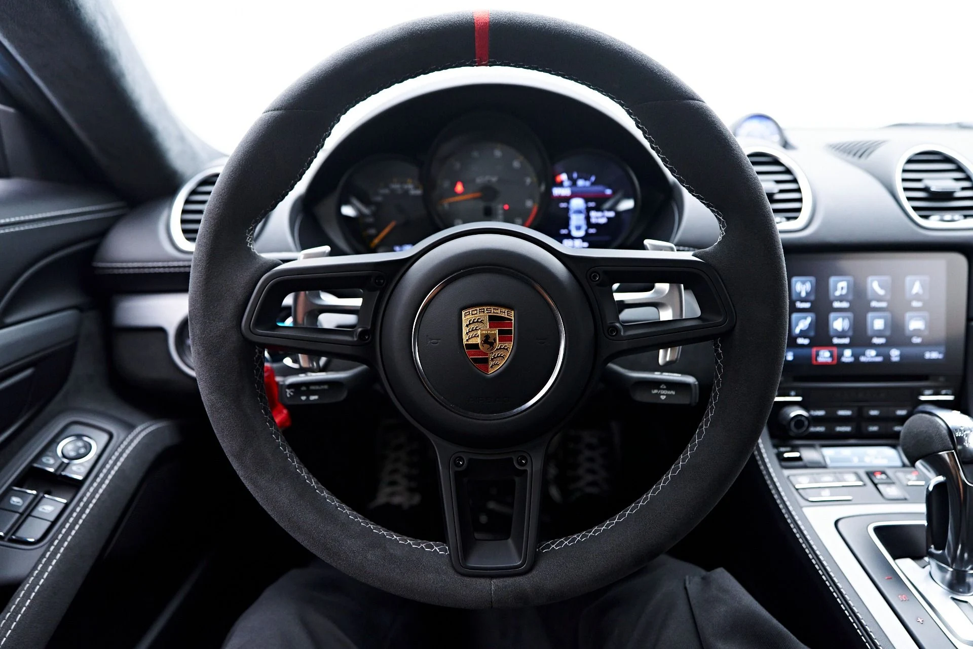 mph053_1169731190_Used_2021_Porsche_718_Cayman_GT_4_1753215060_bc67664867