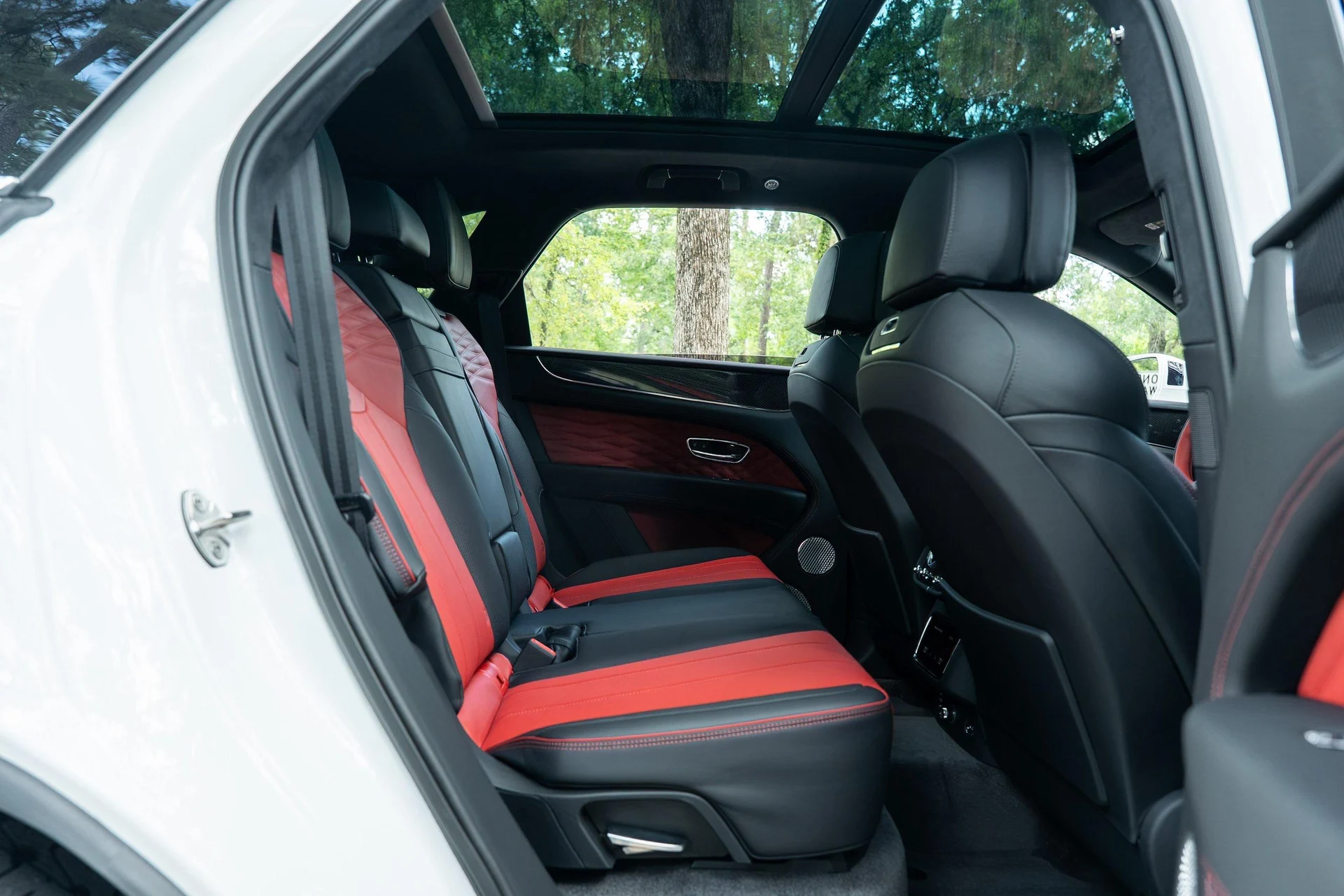 mph053_1199930406_442093801_689432d43c08f0aab8b366f3_f44a3bd461