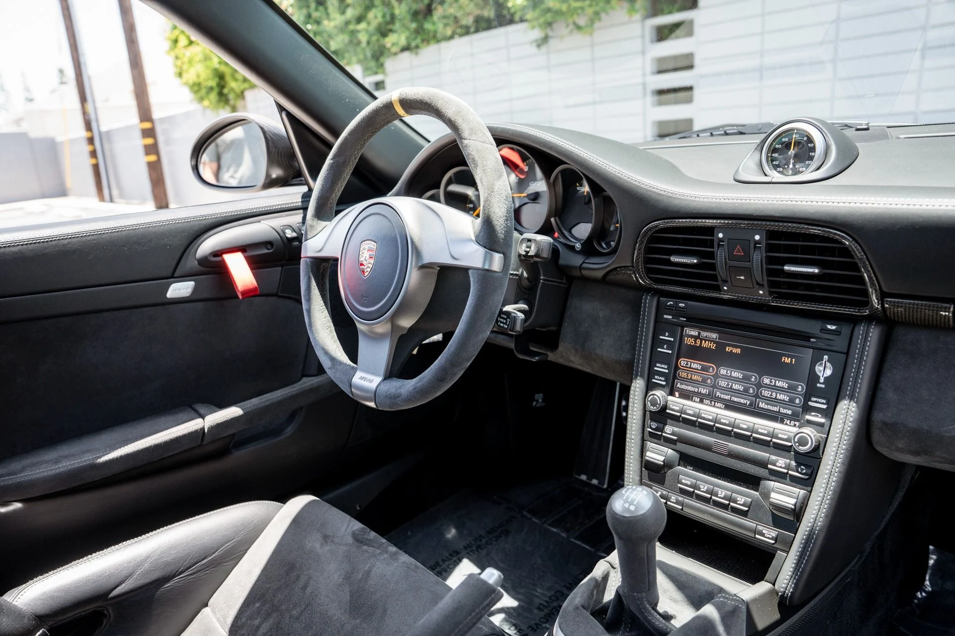 mph053_1214526457_Used_2011_Porsche_911_GT_2_RS_1752601705_65427af430
