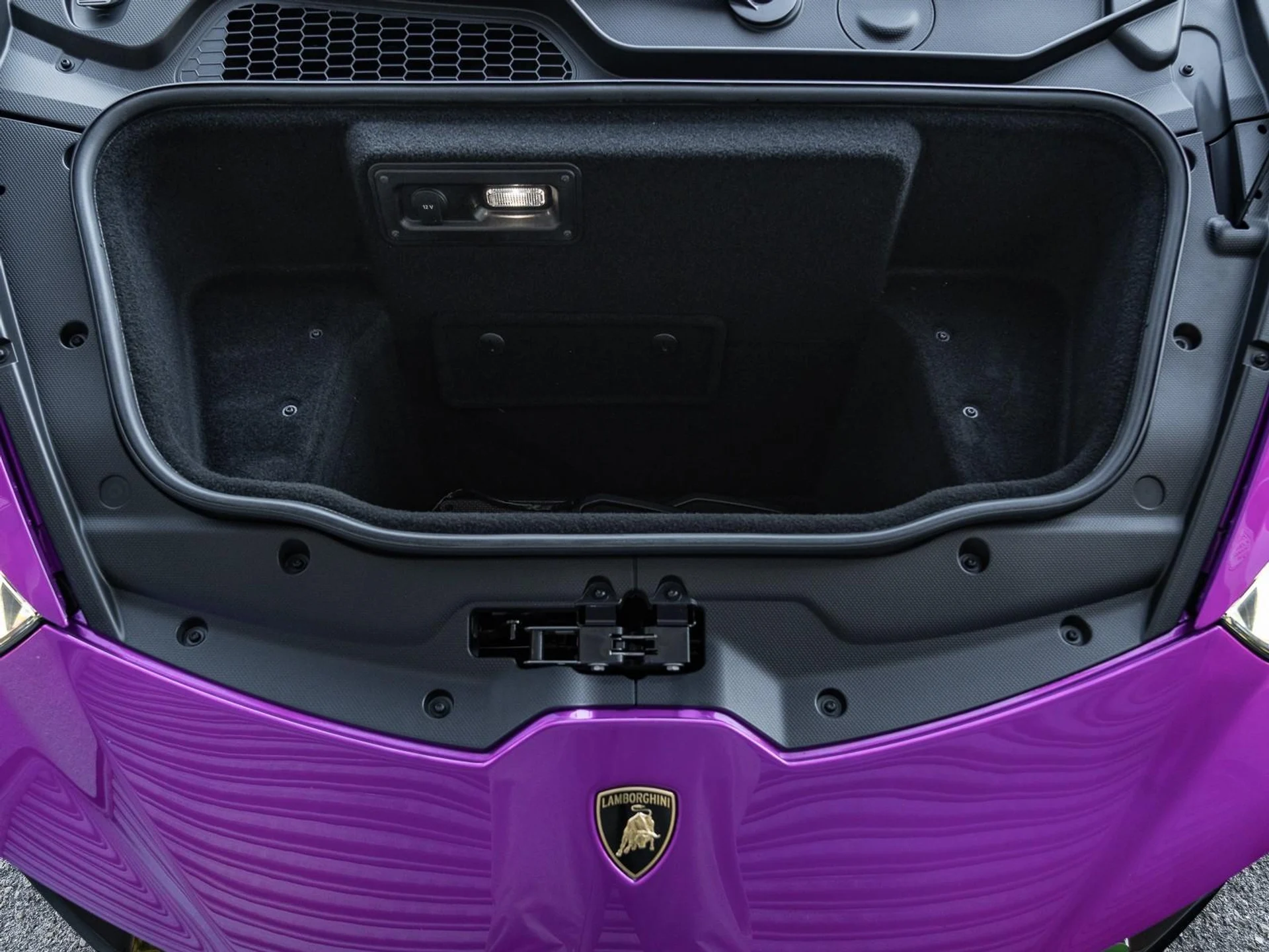 mph053_1240268597_Used_2019_Lamborghini_Huracan_Performante_1766430444_bd8f5d33f6