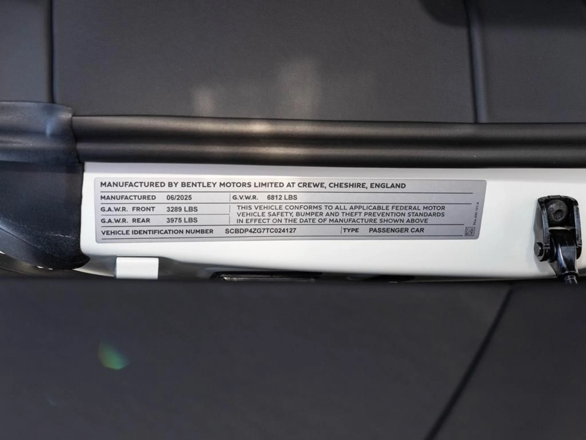 mph053_1257265310_465336698_68f22a87c83056c645fcffcf_f33337695f