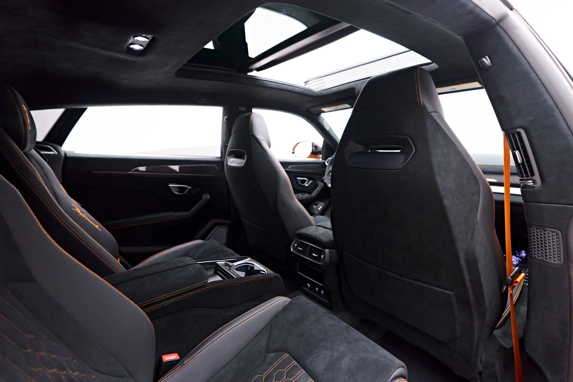 mph053_1263014025_Used_2023_Lamborghini_Urus_Performante_1758074145_61aed34e0d