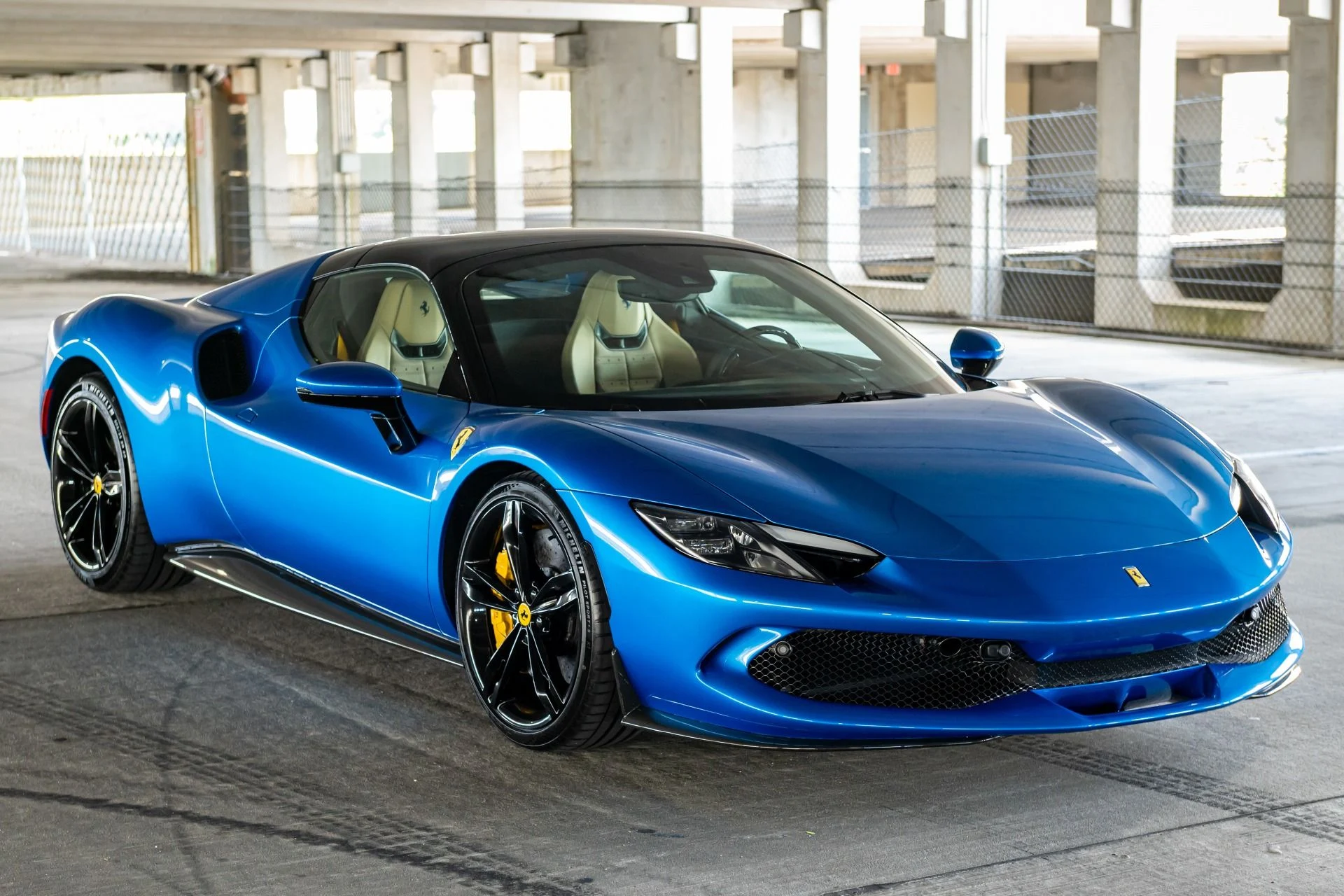 mph053_1273953768_Used_2024_Ferrari_296_GTS_1761687517_0dc038bcba