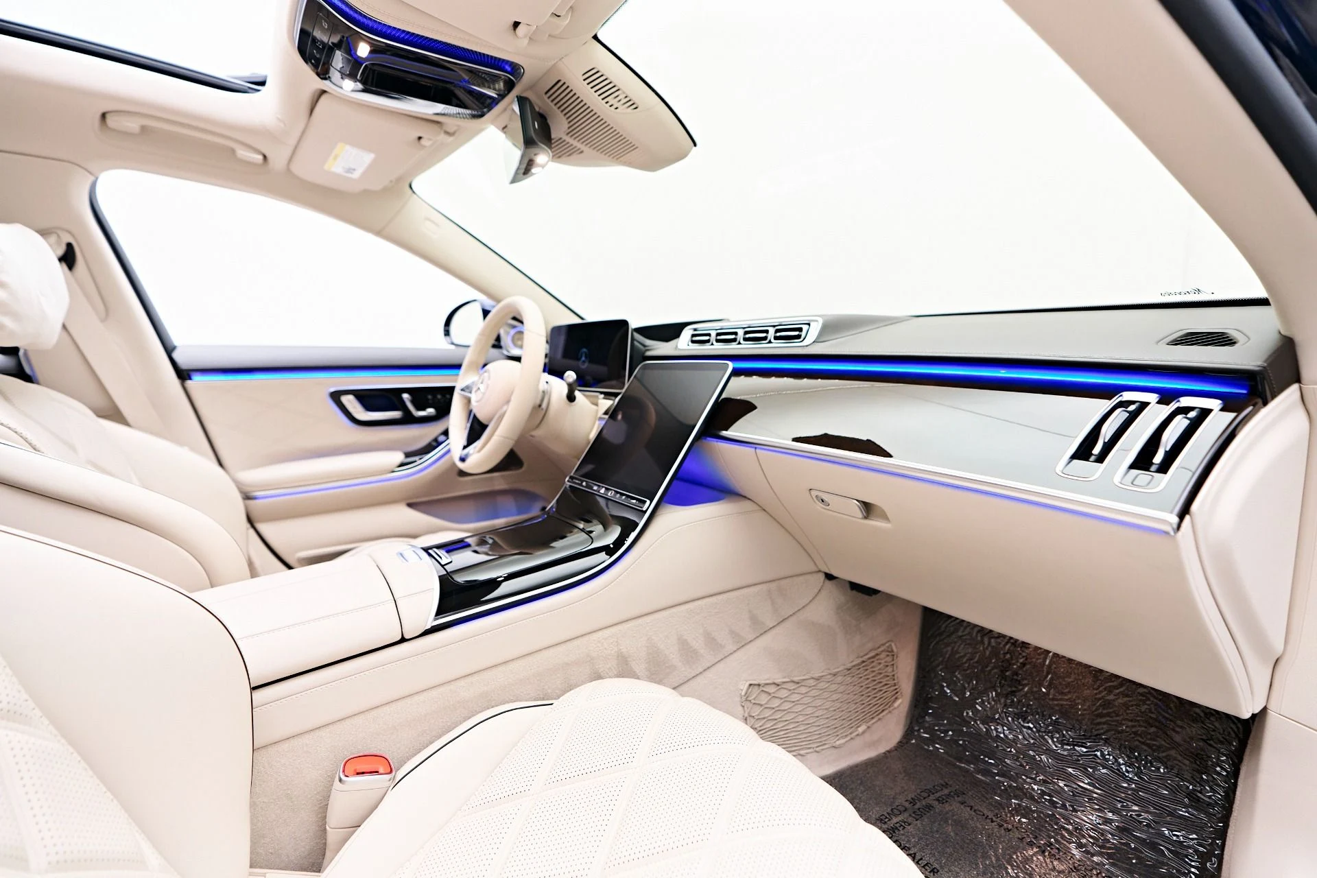 mph053_1276337786_Used_2023_Mercedes_Benz_S_Class_Maybach_S_580_1755633550_508755e175
