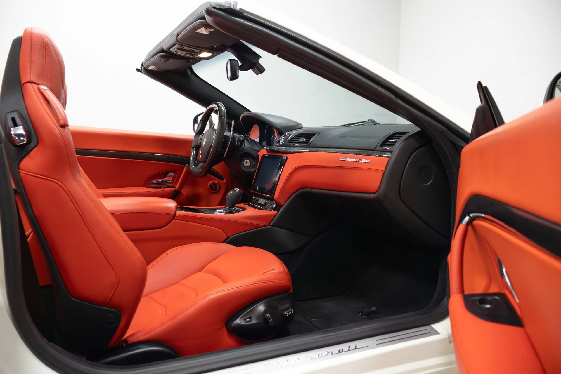 mph053_1277793862_Used_2018_Maserati_Gran_Turismo_1761598740_10bdf4717b