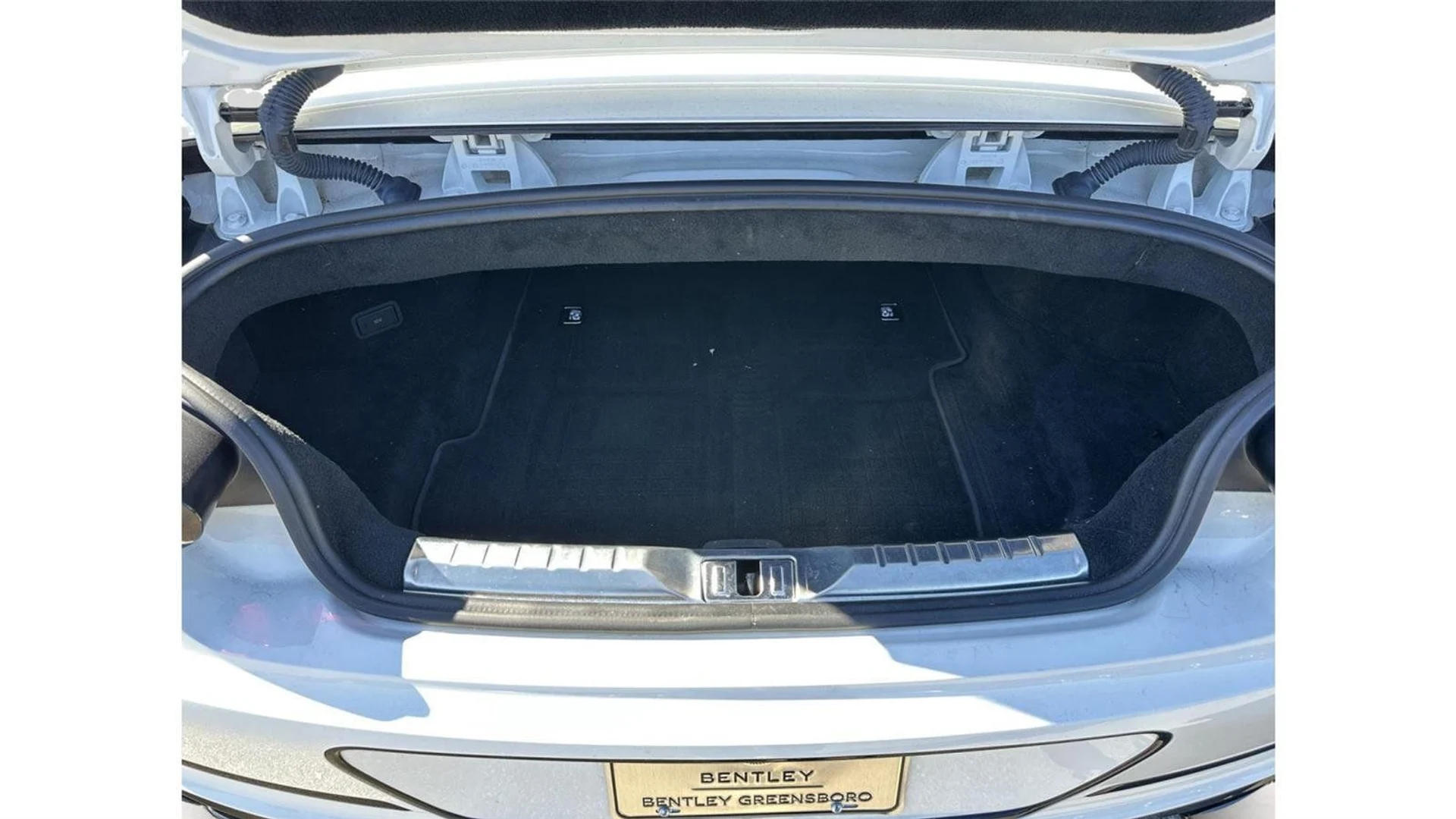 mph053_12861714_1a52f2efc5617084699c9a45d1ee8613_7f7cdad3d4