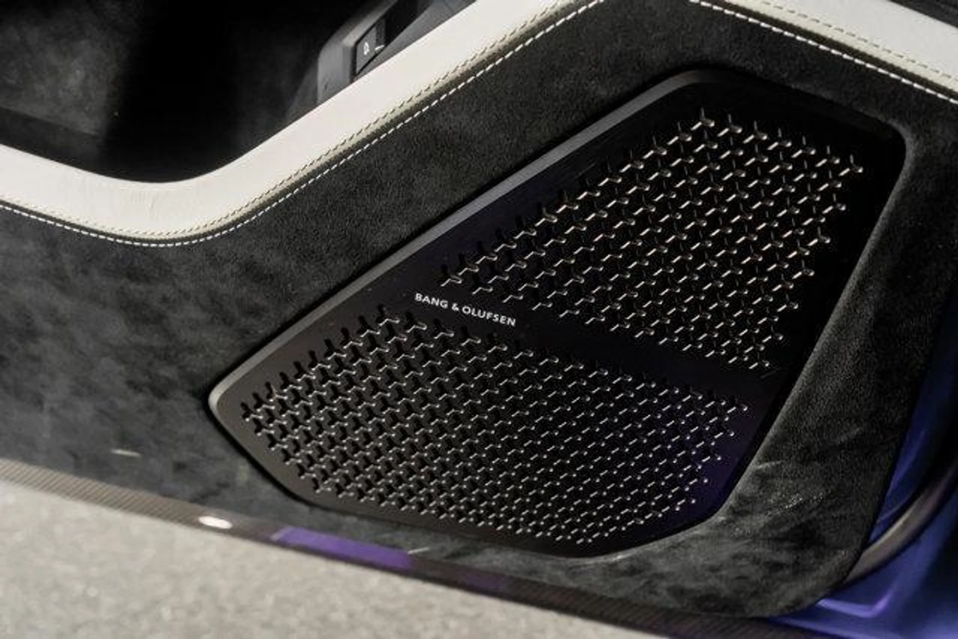 mph053_1286715650_p_Zxdr2xw_YH_51f_Ur_Arciaj_Aj_Z6j4_c51a9b2c6b