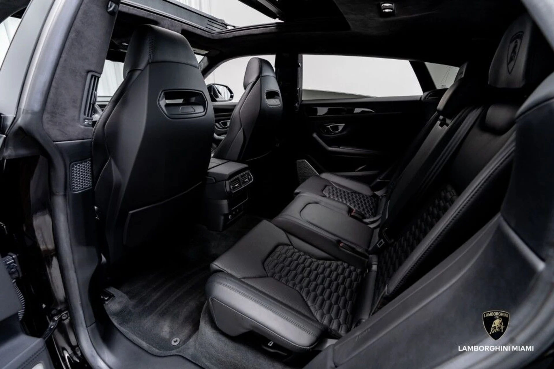 mph053_1299720372_c597974404a2274c407a1e057e2d07e8_64c467a3d5