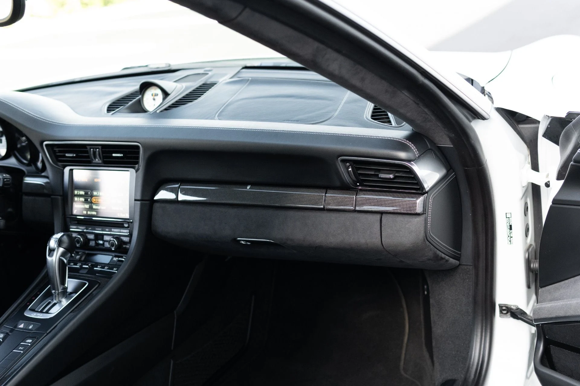 mph053_1311519796_Used_2015_Porsche_911_GT_3_1766771055_4b256dab3b