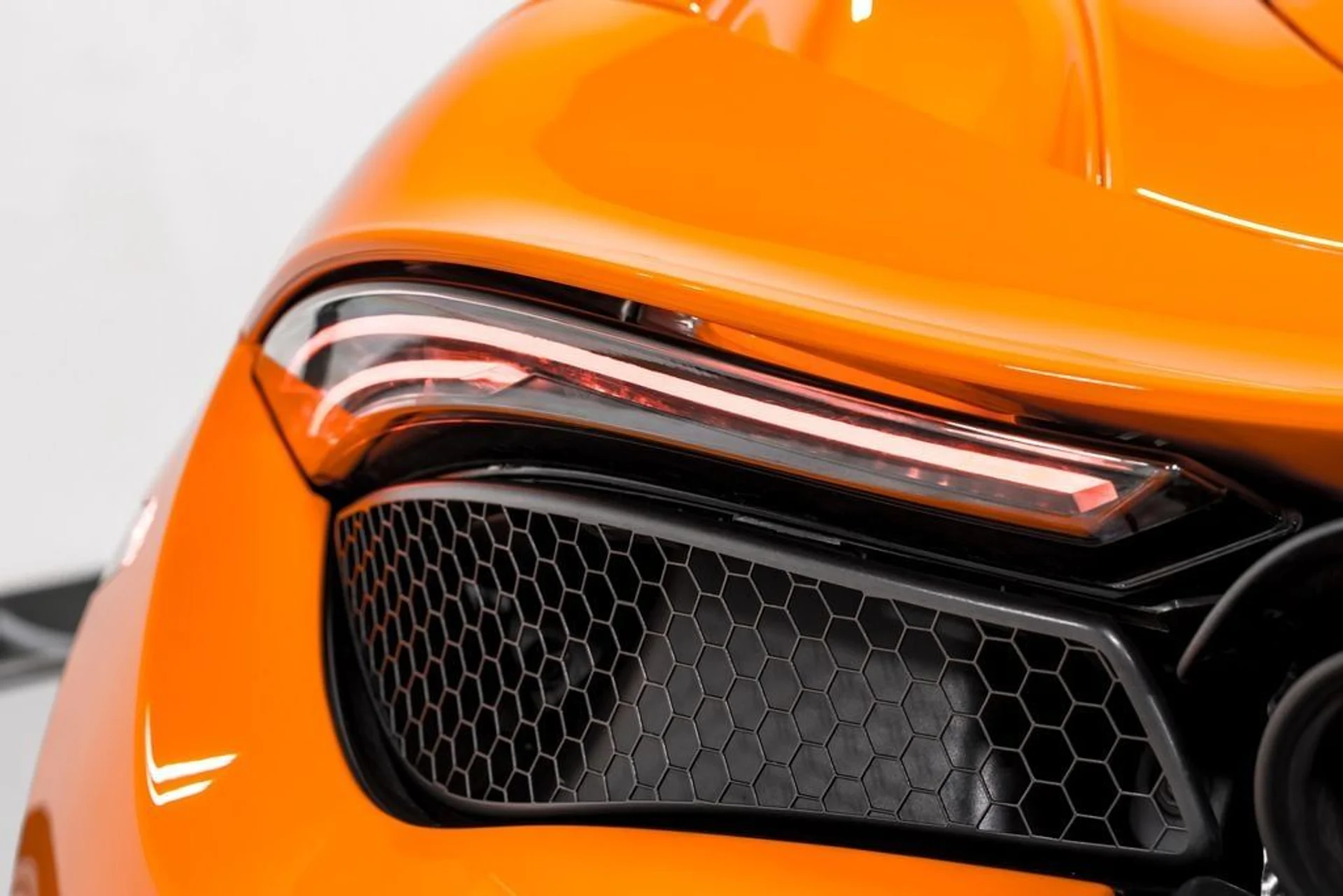 mph053_1353173798_d12221b4a426e226d978273e4bdc1619x_4f015835db