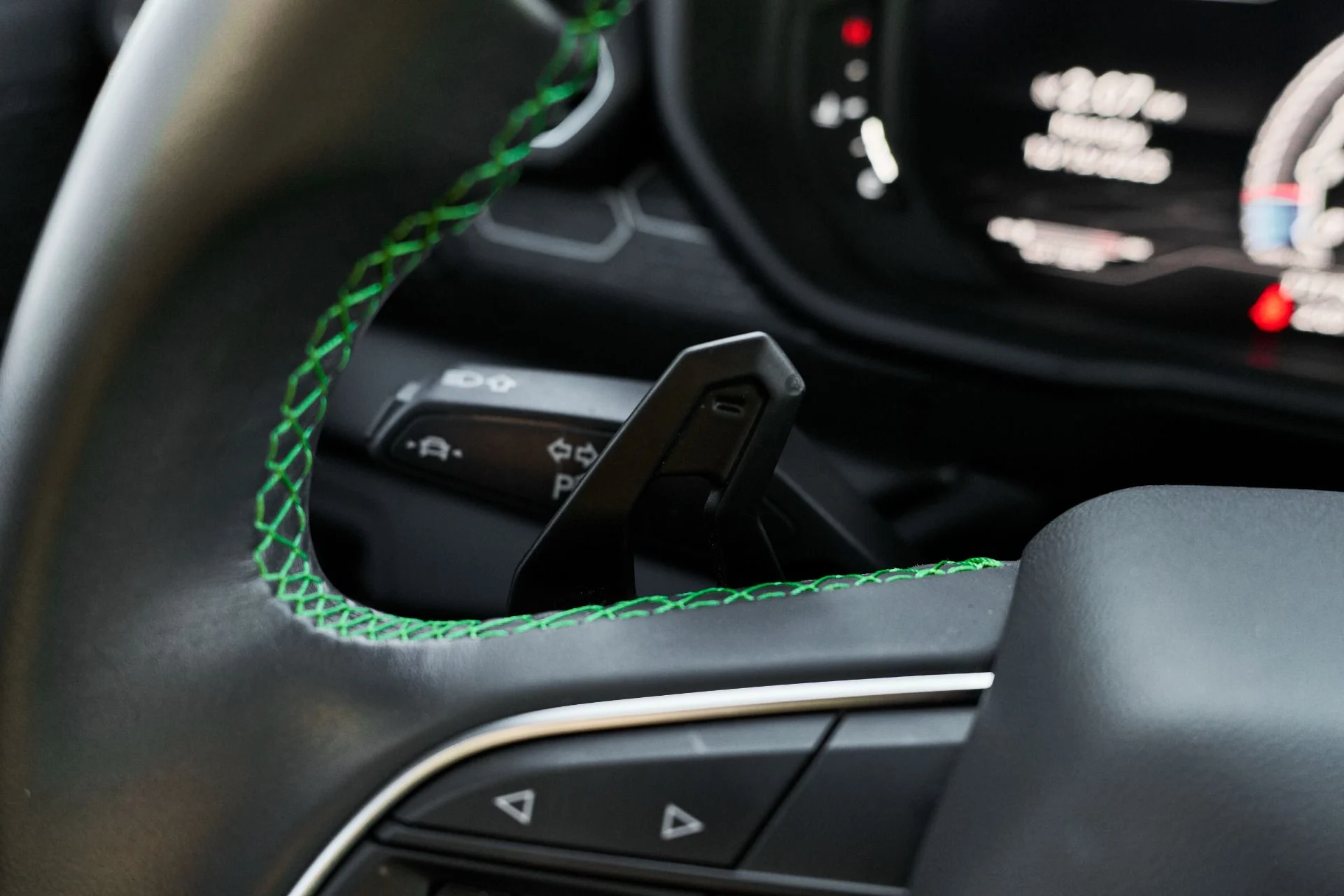 mph053_1371739174_Used_2021_Lamborghini_Urus_1765854545_c66eae4e56