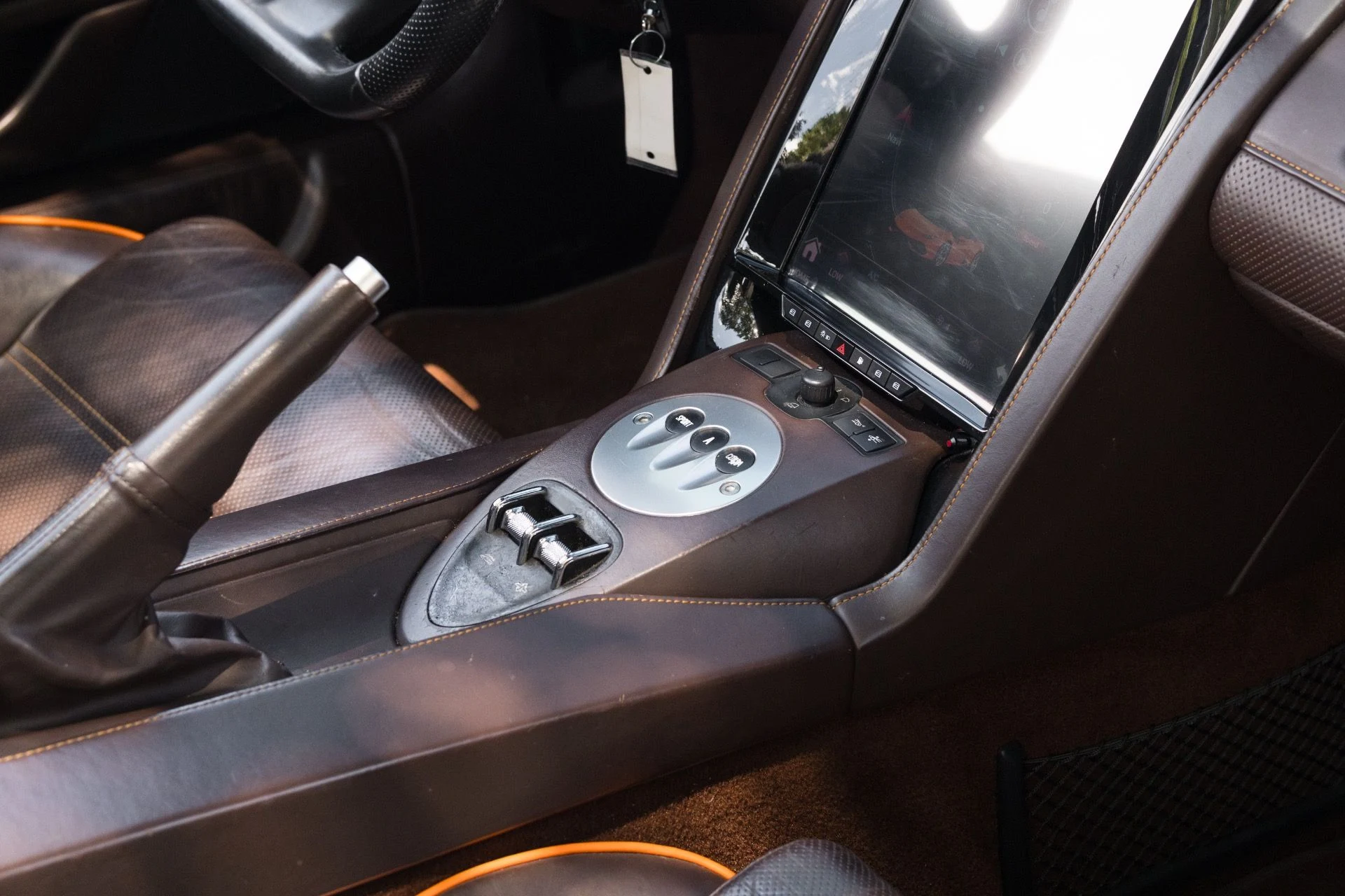 mph053_1371809805_Used_2013_Lamborghini_Gallardo_LP_550_2_Spyder_1781152977_c446f0cc1f