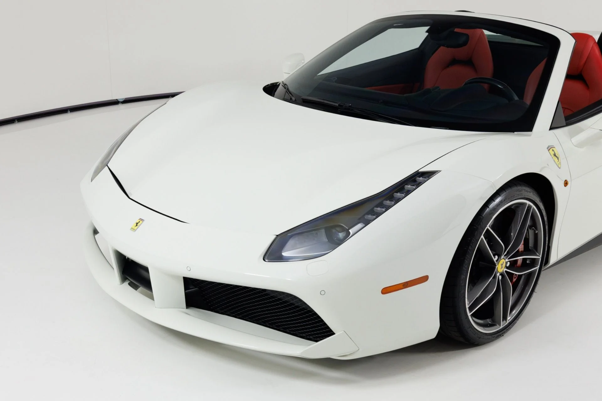 mph053_1380147024_Used_2017_Ferrari_488_Spider_1788388462_90e7d5878a