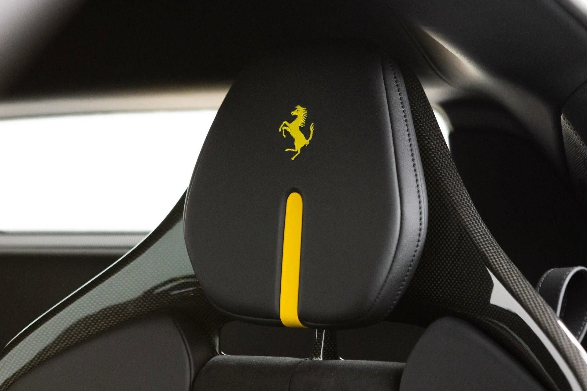 mph053_1390051404_Used_2024_Ferrari_296_GTB_1777367703_e98cb9e627