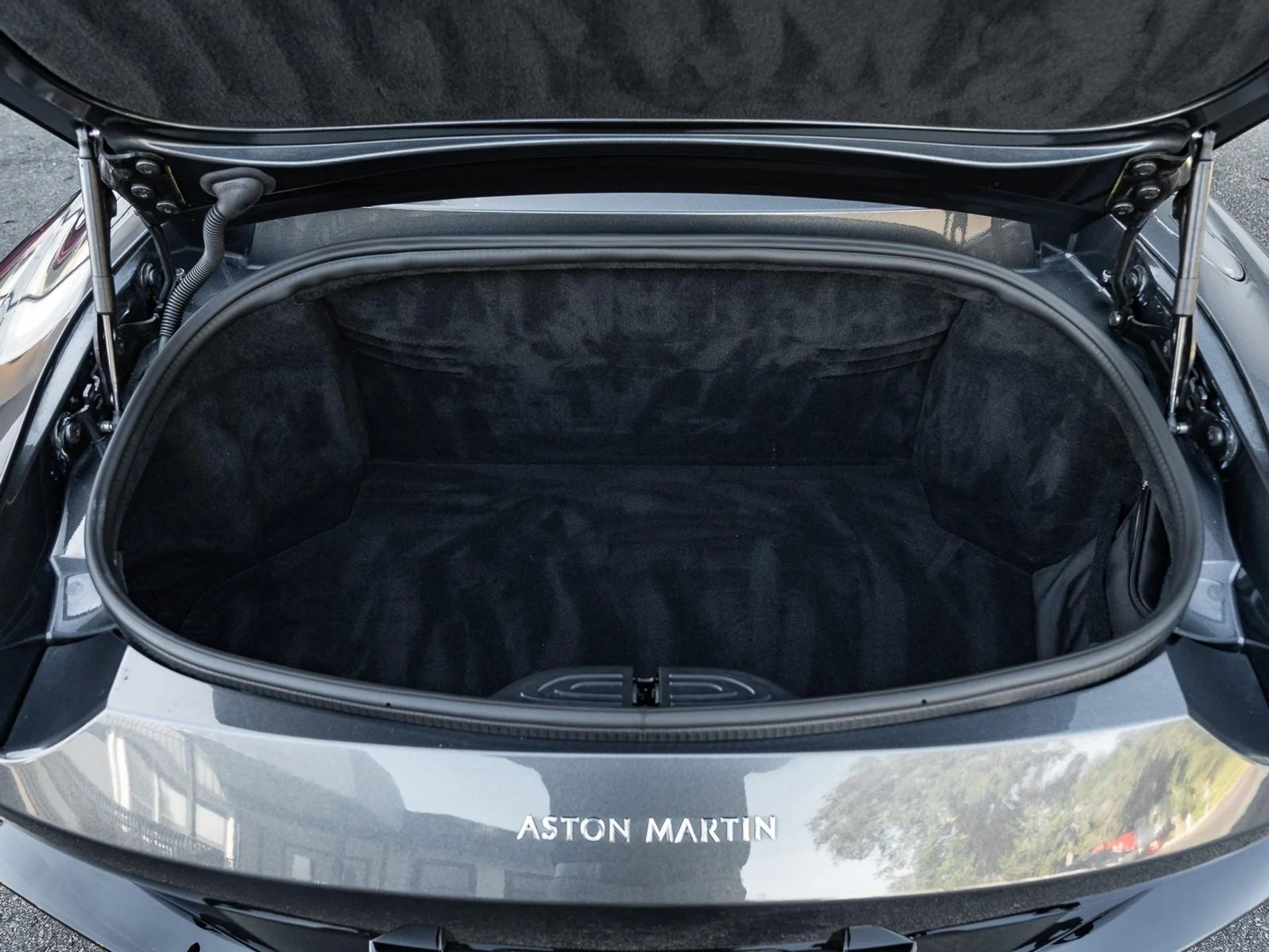 mph053_1415054133_Used_2021_Aston_Martin_Vantage_Roadster_1767733788_f2fbcd67af