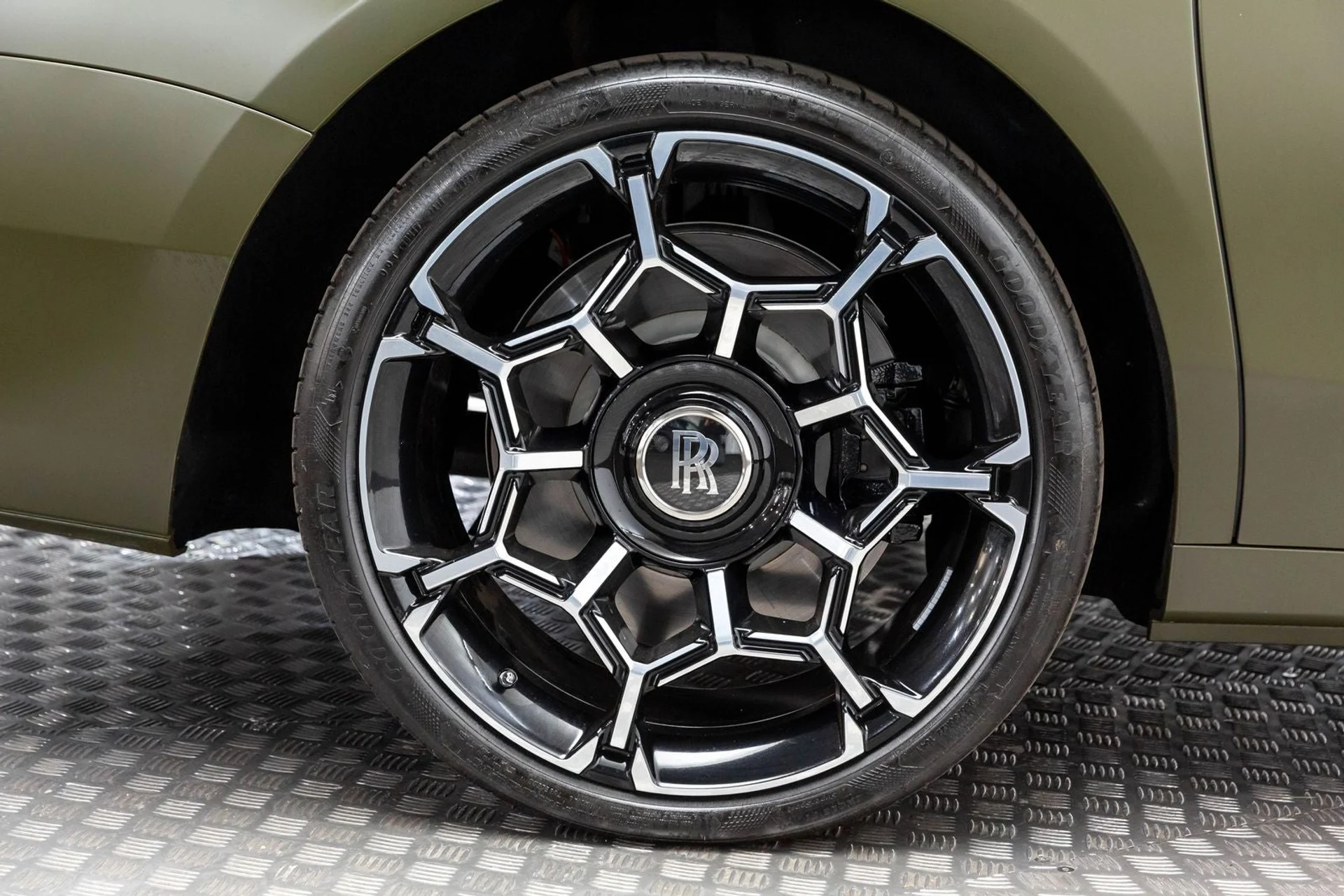 mph053_1415287323_54_9f376a3509