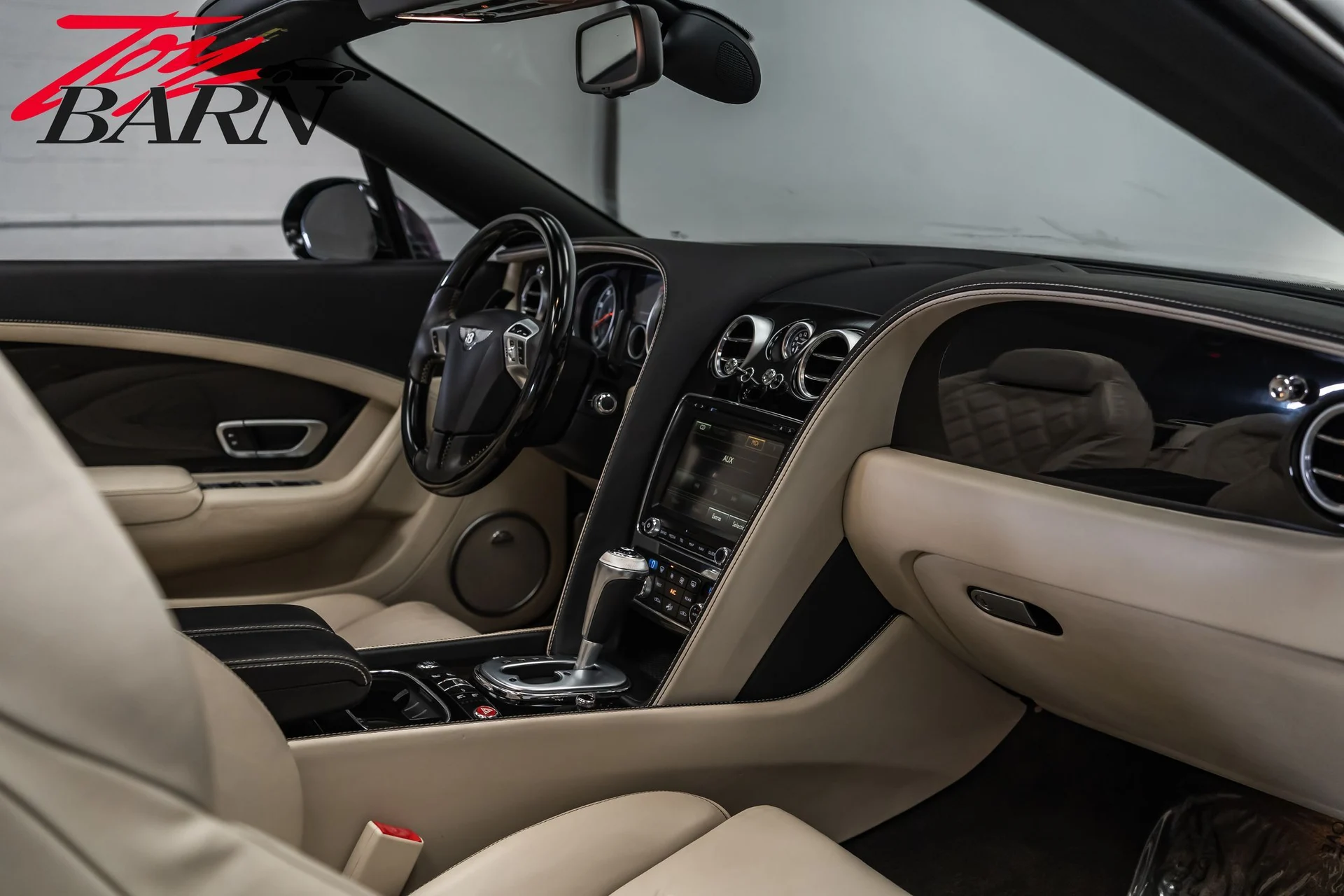 mph053_1522039421_ff1af1ebd0dd8ddbe42208ef4265bf95x_dec006b17f