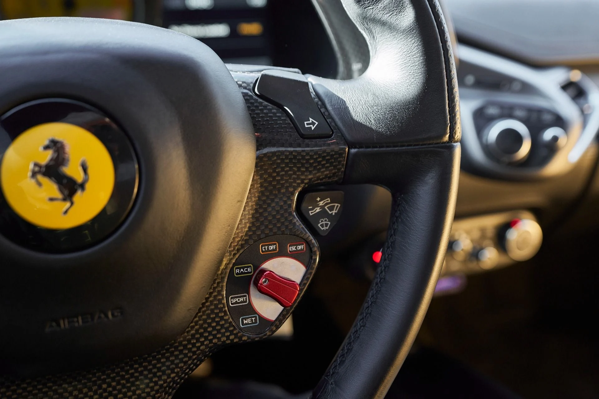 mph053_1542228962_Used_2013_Ferrari_458_Italia_Base_1764783172_d5d0df9d41