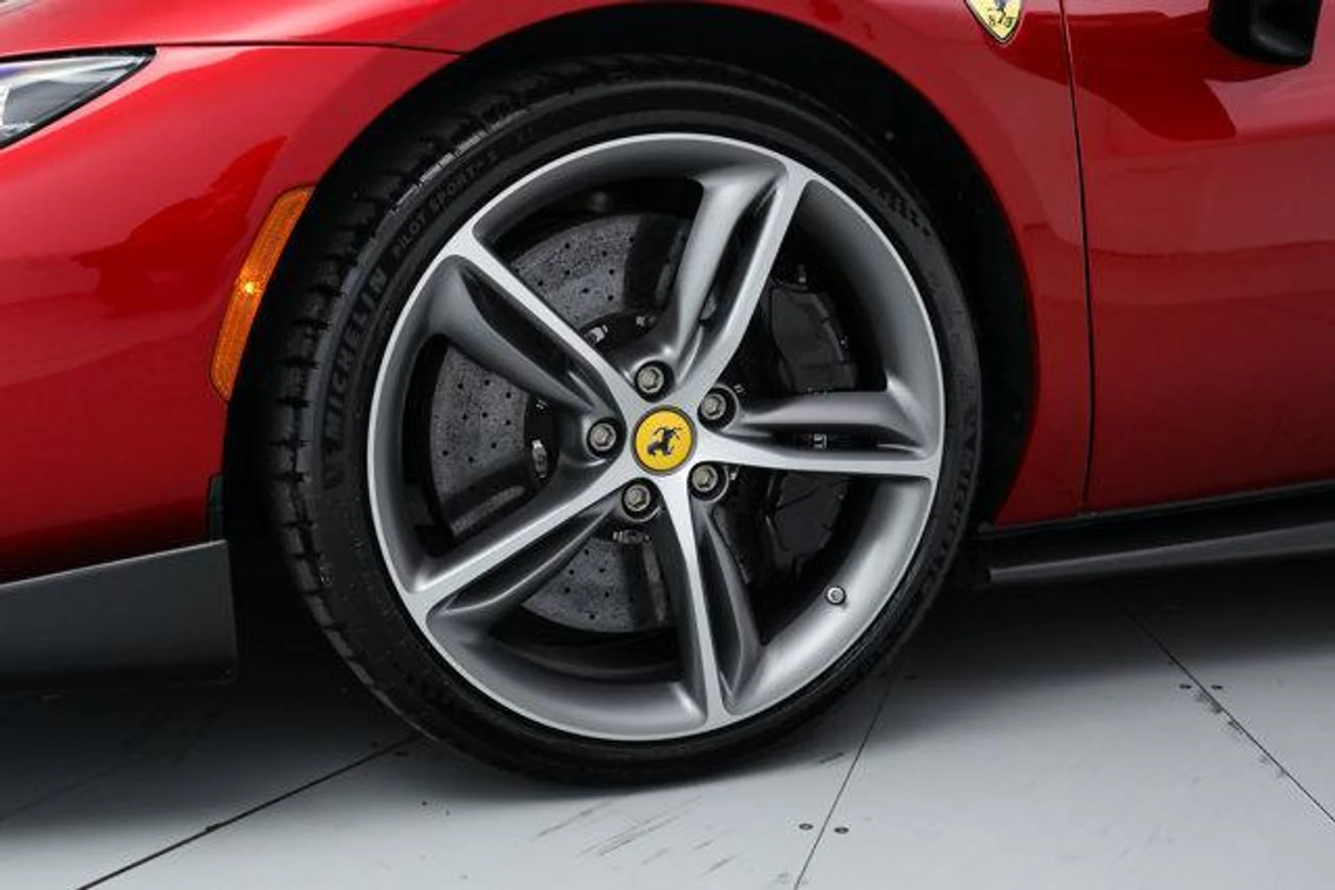 mph053_1558116886_Fo3_H_V1m_Oh9_Ys_Ma_L_V_Ap_Ivdv_T_Ak_291a02fb78