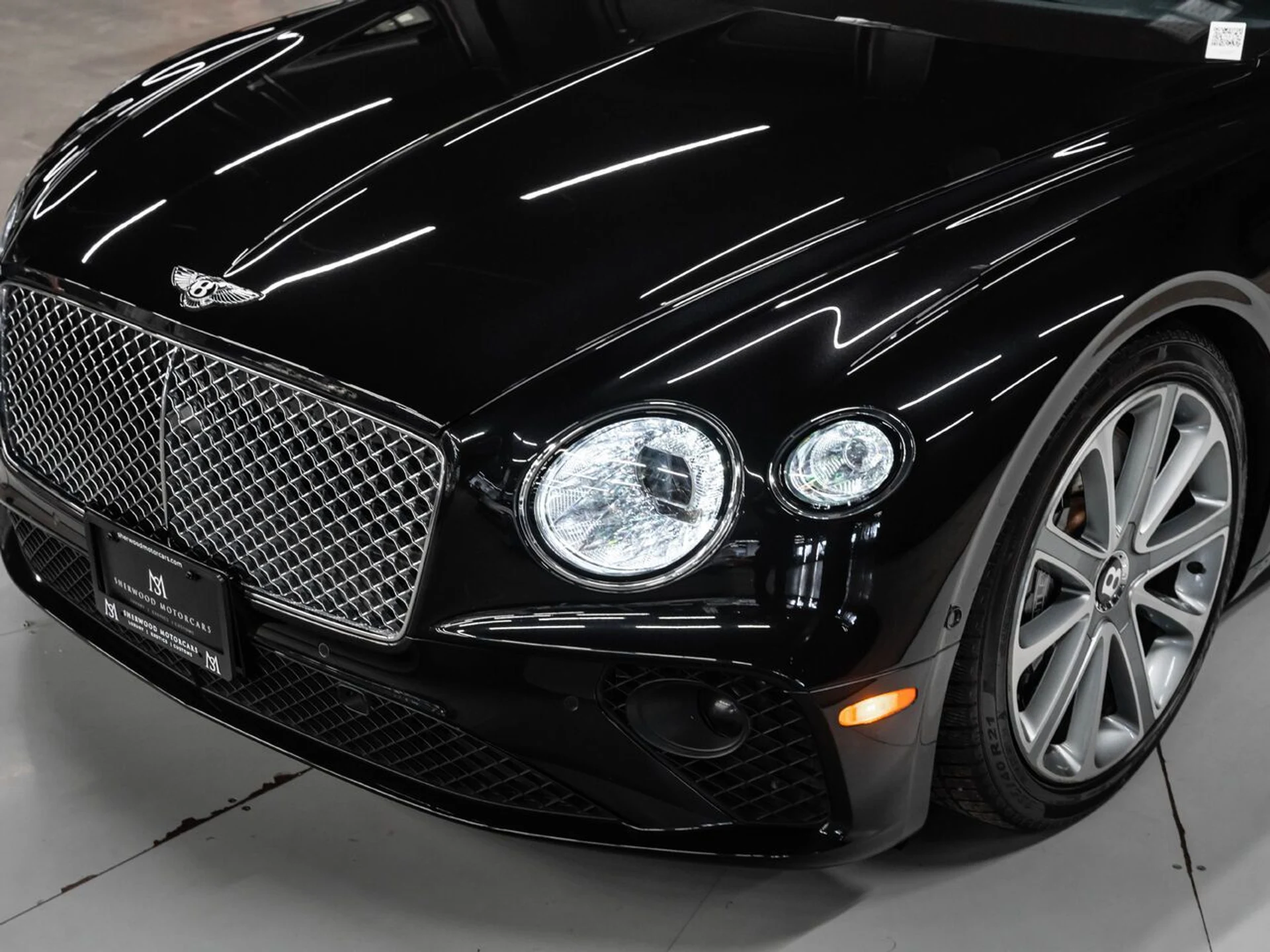 mph053_1616154259_bentley_continental_2022_0da6db93b5