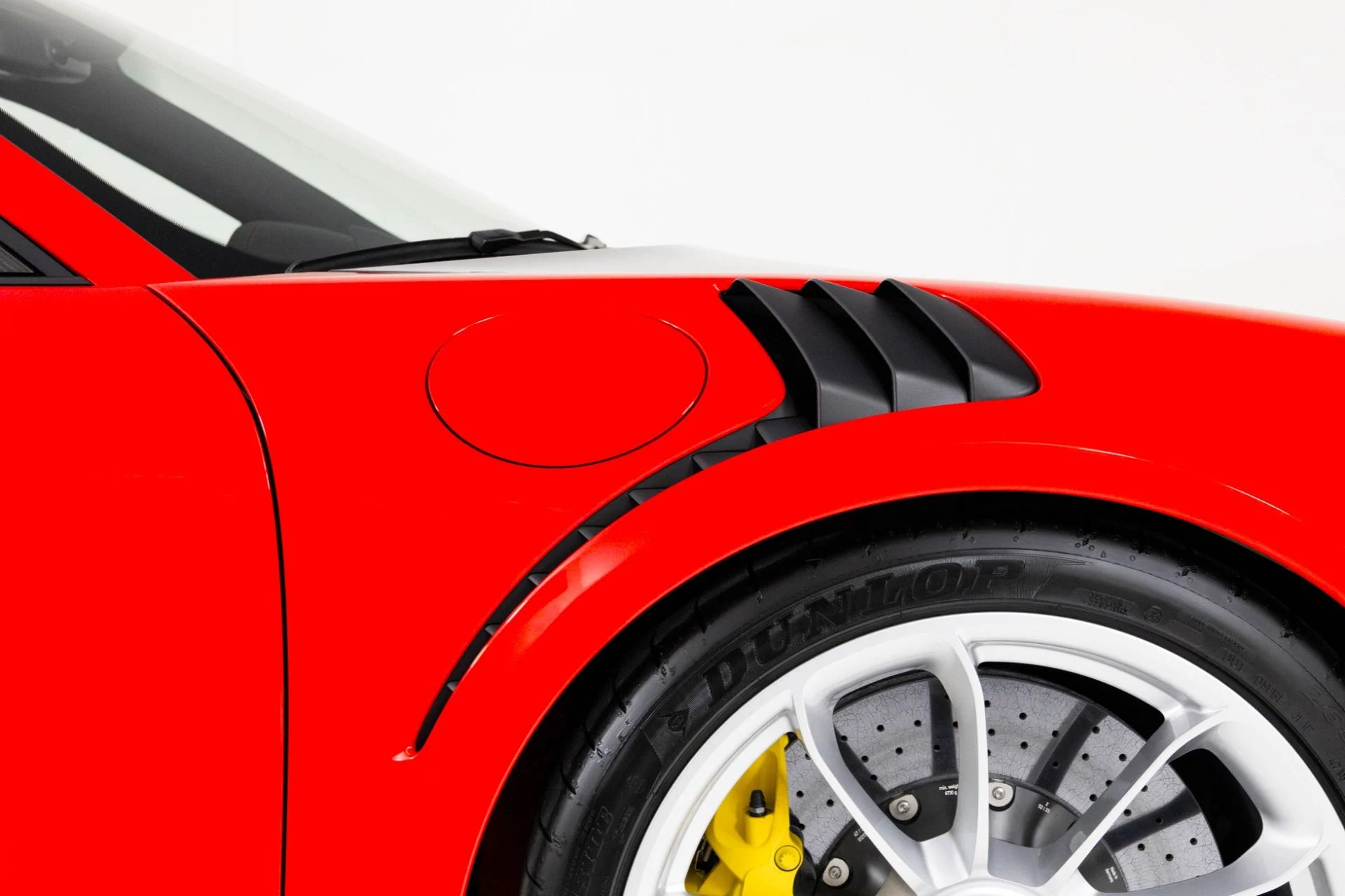 mph053_1667147236_Used_2019_Porsche_911_GT_3_RS_1762190438_fee14f159d