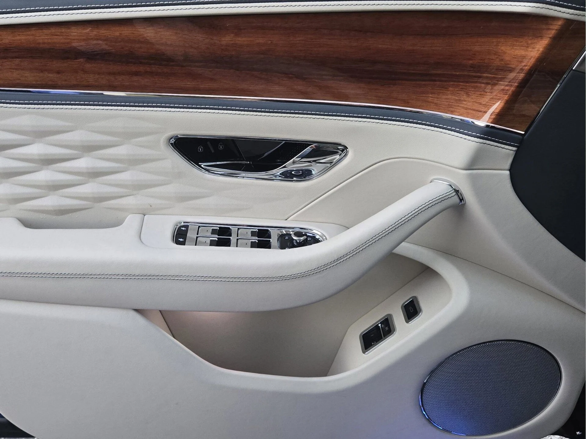 mph053_1771409108_d9aa0750b33808e8cc62cef4a3c73c30x_ed67823a7b