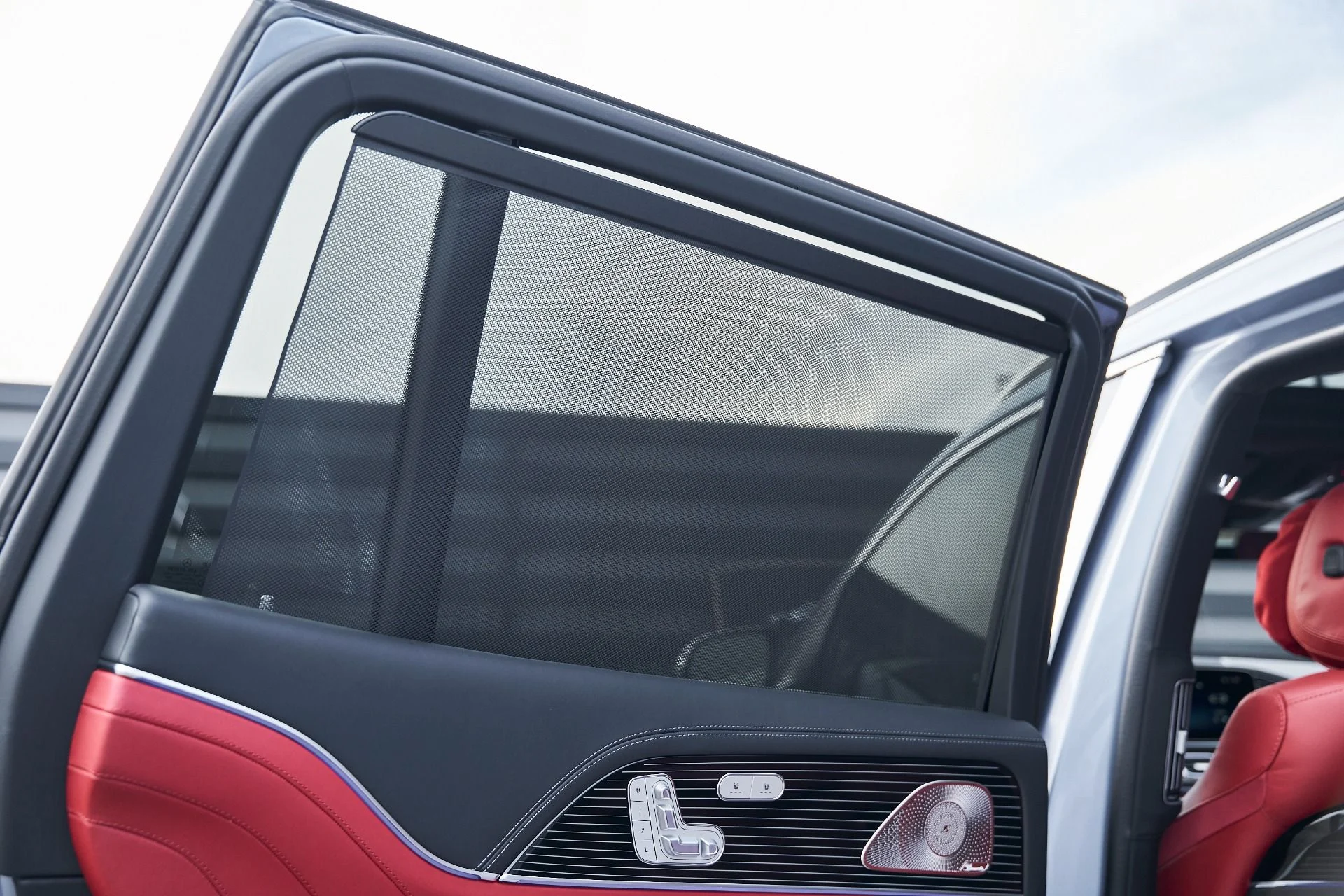 mph053_1785207408_Used_2026_Mercedes_Benz_GLS_Maybach_GLS_600_1769136374_bd6f214f0a