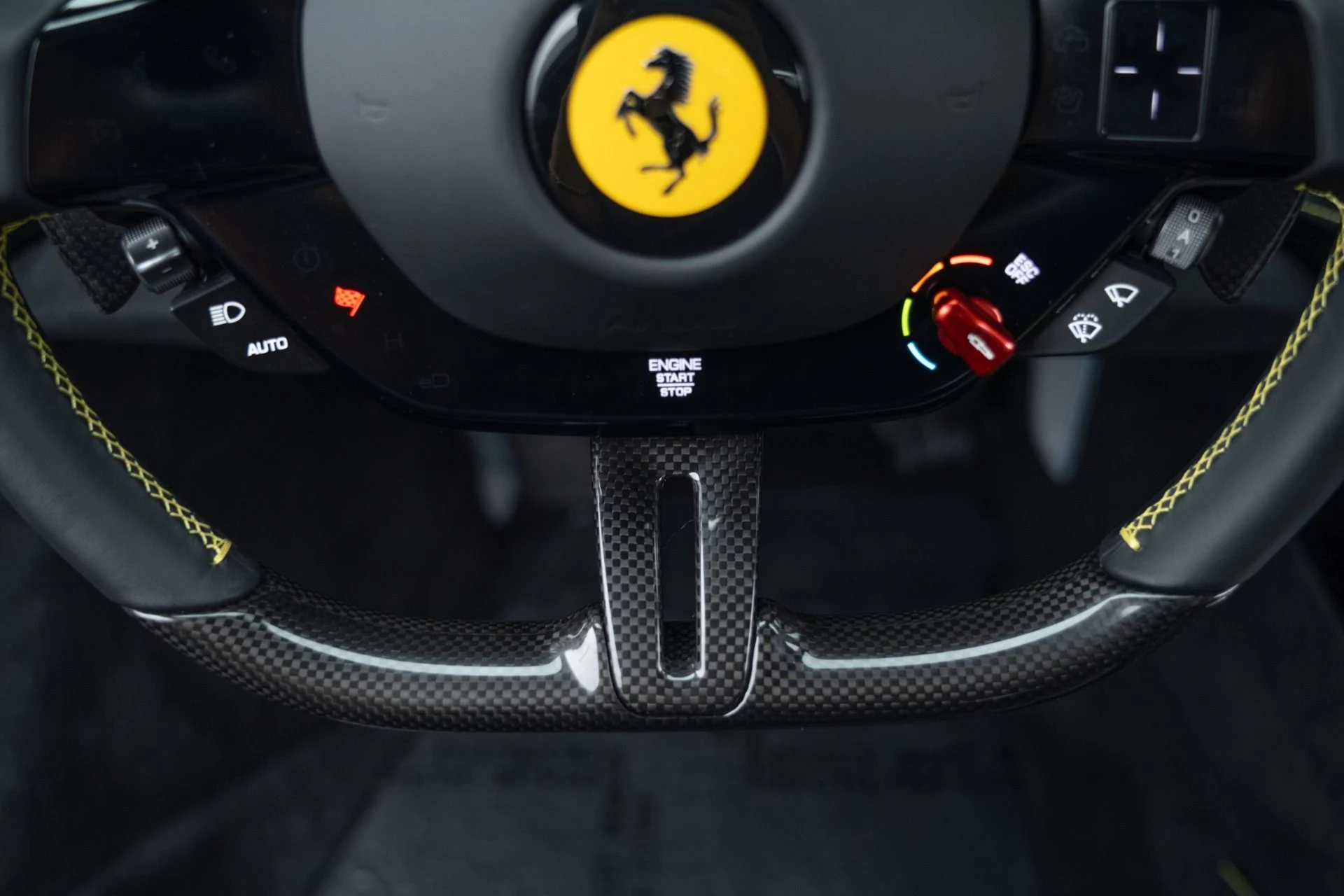 mph053_1842390130_Used_2023_Ferrari_SF_90_Stradale_1759953732_33e5475eff