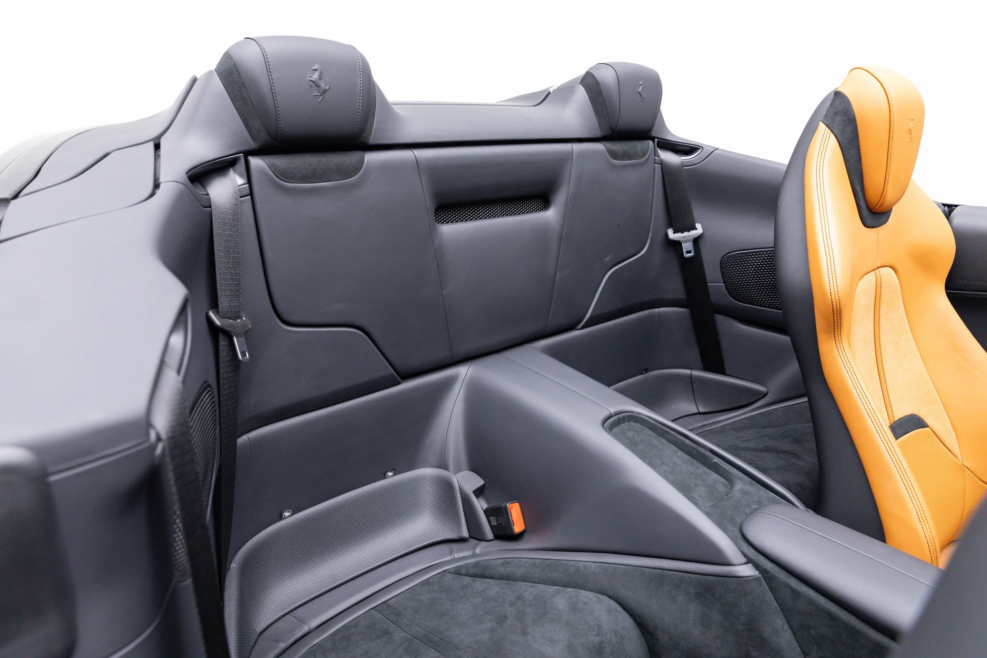 mph053_1963721923_ff423415cb3c43b8bf1fff17e6e6c8b5_3f81b2c533