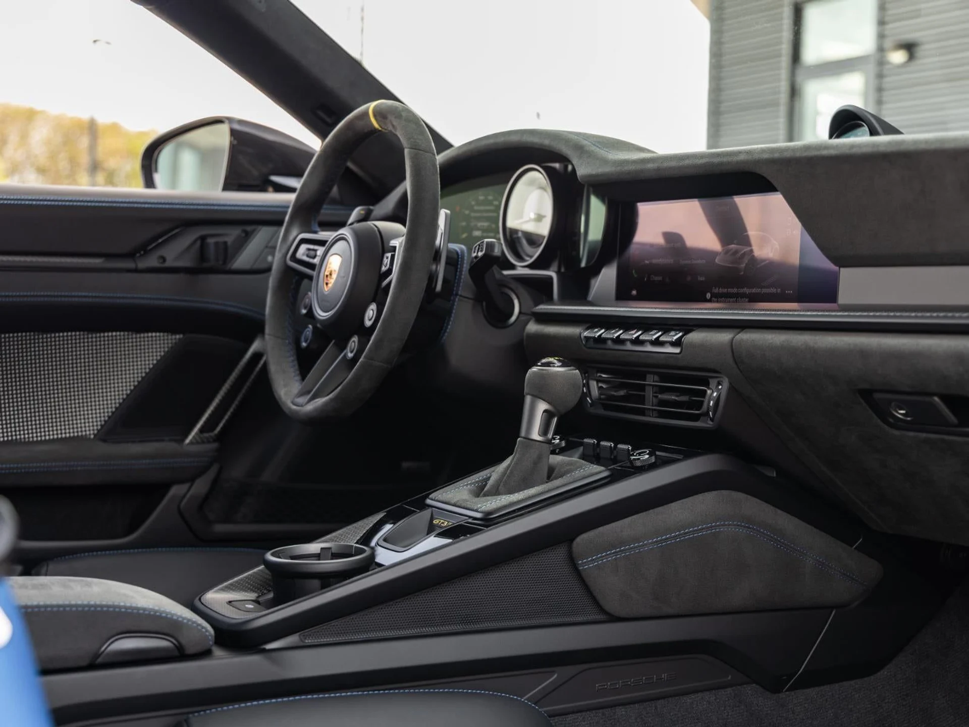 mph053_2041645702_54_b28c03b459